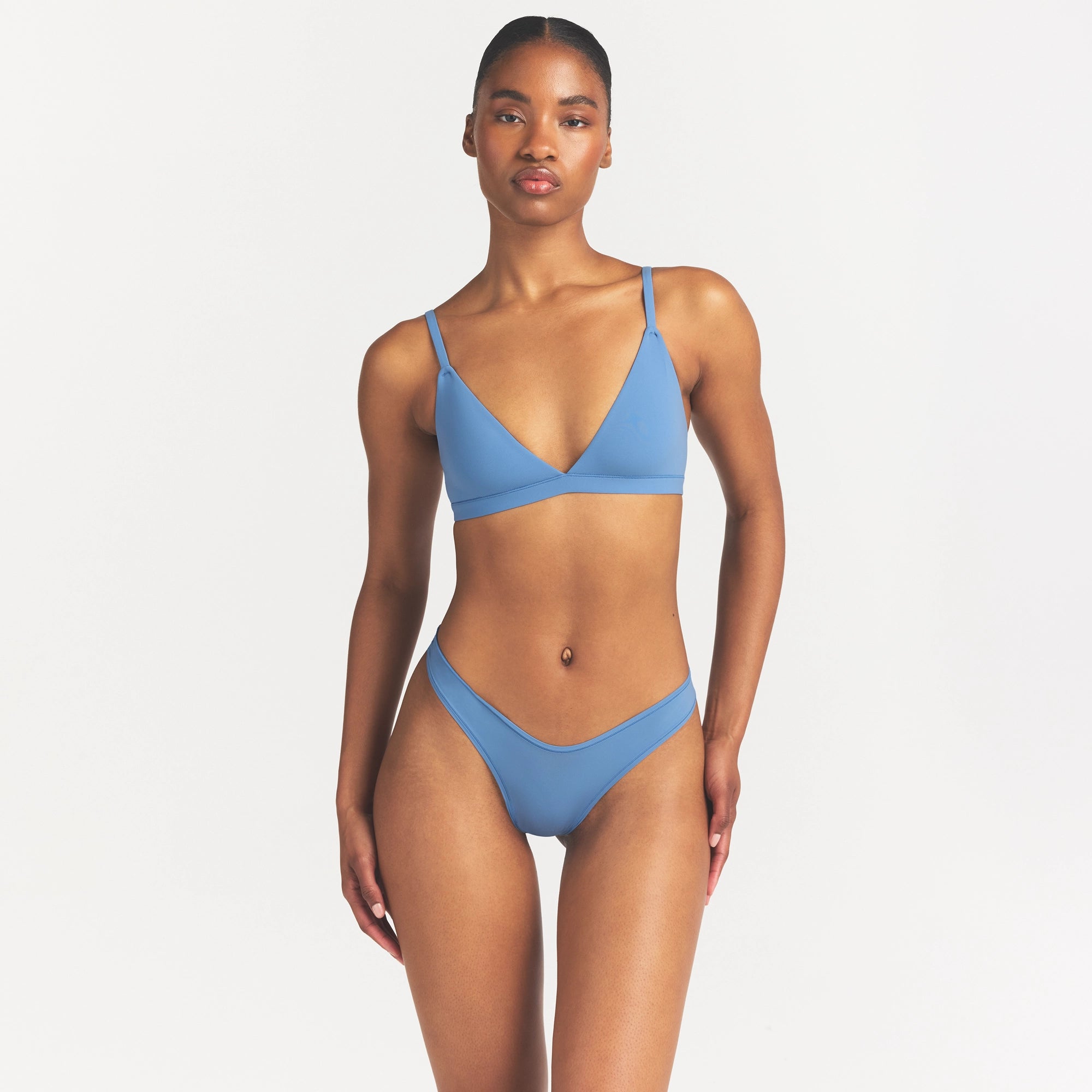 FITS EVERYBODY TRIANGLE BRALETTE | ARCTIC - Image 3