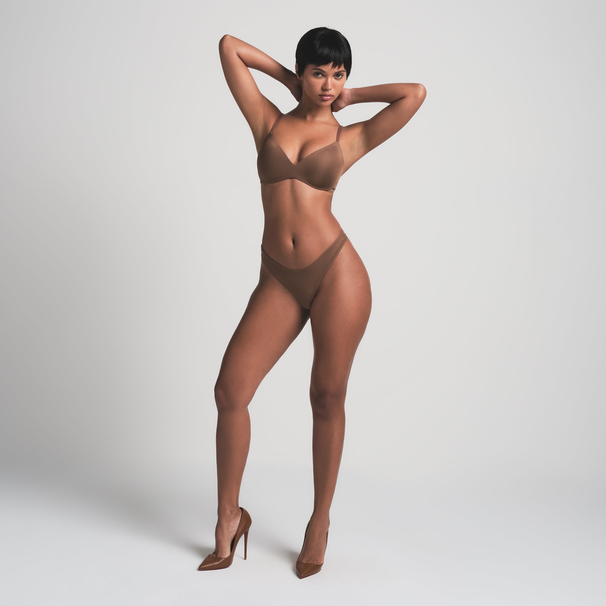 WIRELESS FORM PUSH-UP PLUNGE BRA | JASPER - Image 2