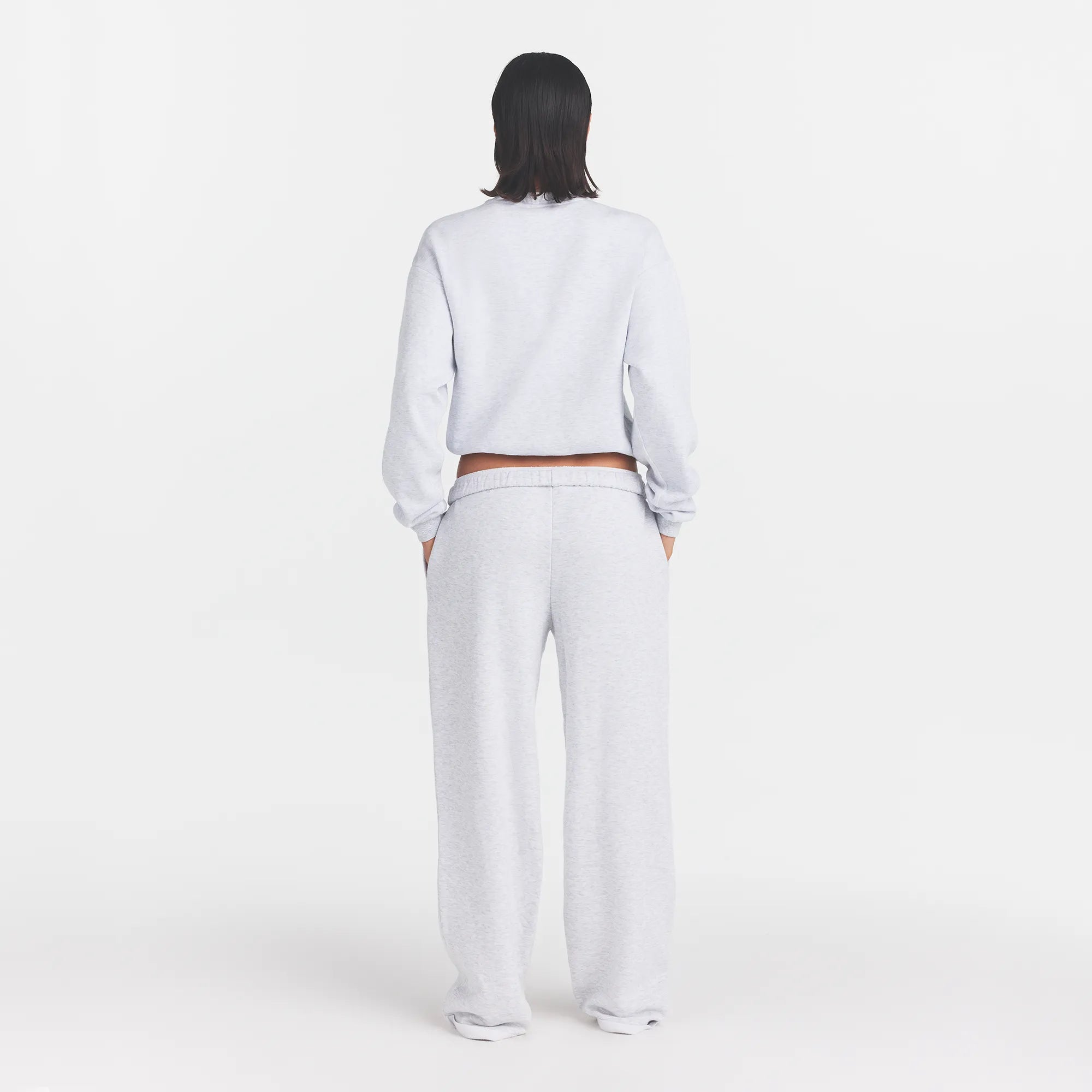 COTTON FLEECE LOGO CLASSIC STRAIGHT LEG PANT | LIGHT HEATHER GREY WITH ONYX LOGO - Image 5
