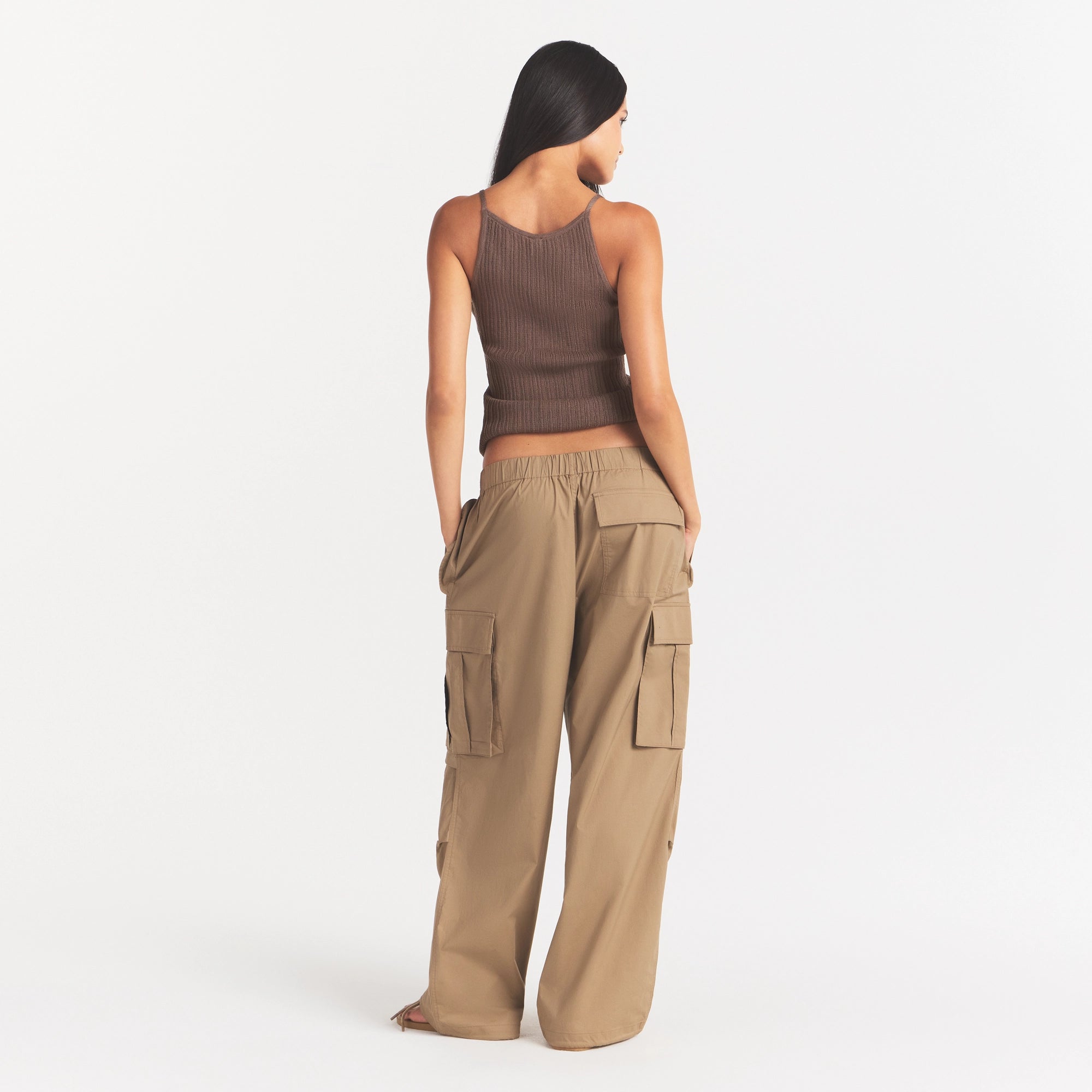 WOVEN COTTON OVERSIZED LOW RISE CARGO PANT | DESERT - Image 5