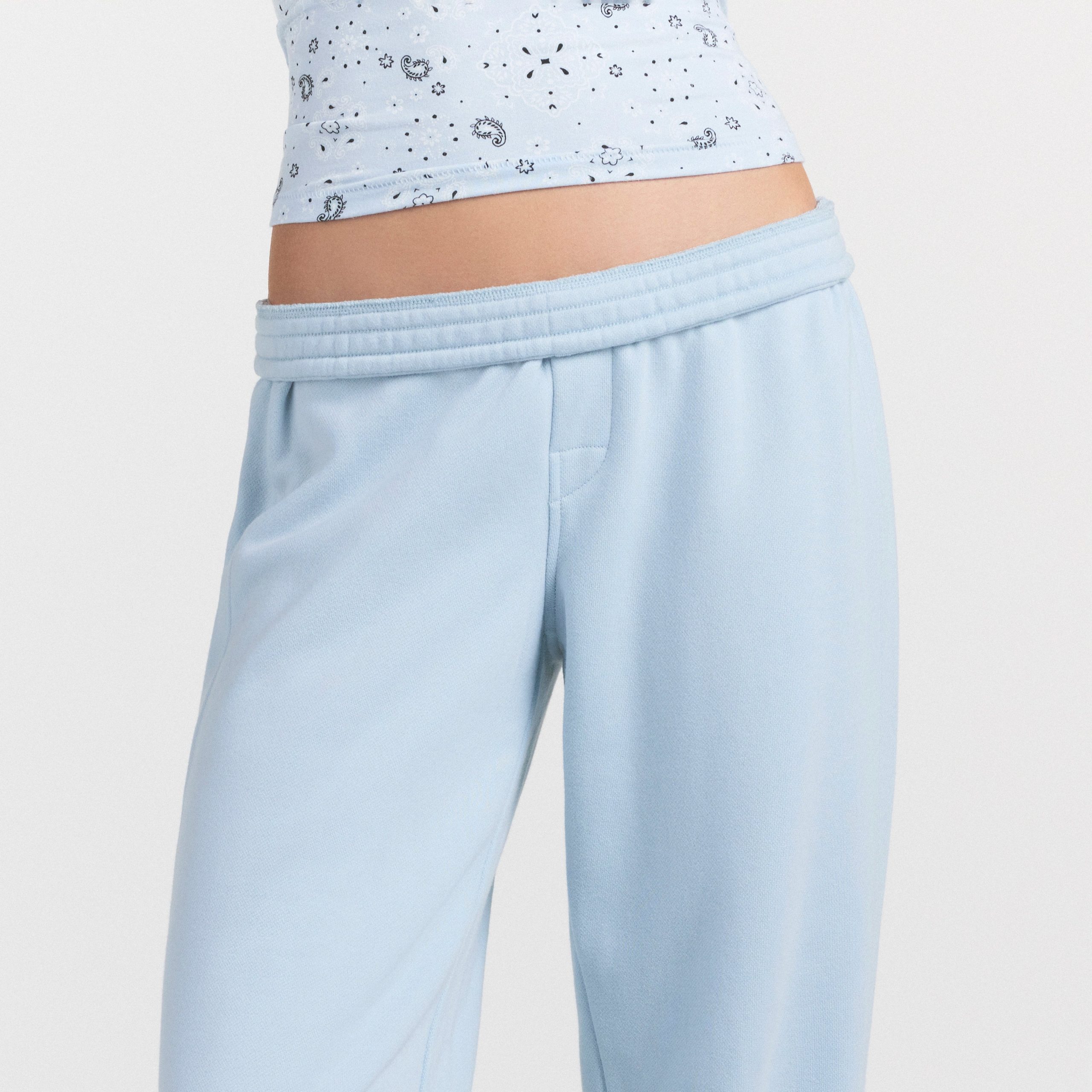 DRAPEY FRENCH TERRY CROPPED JOGGER | POWDER BLUE - Image 3