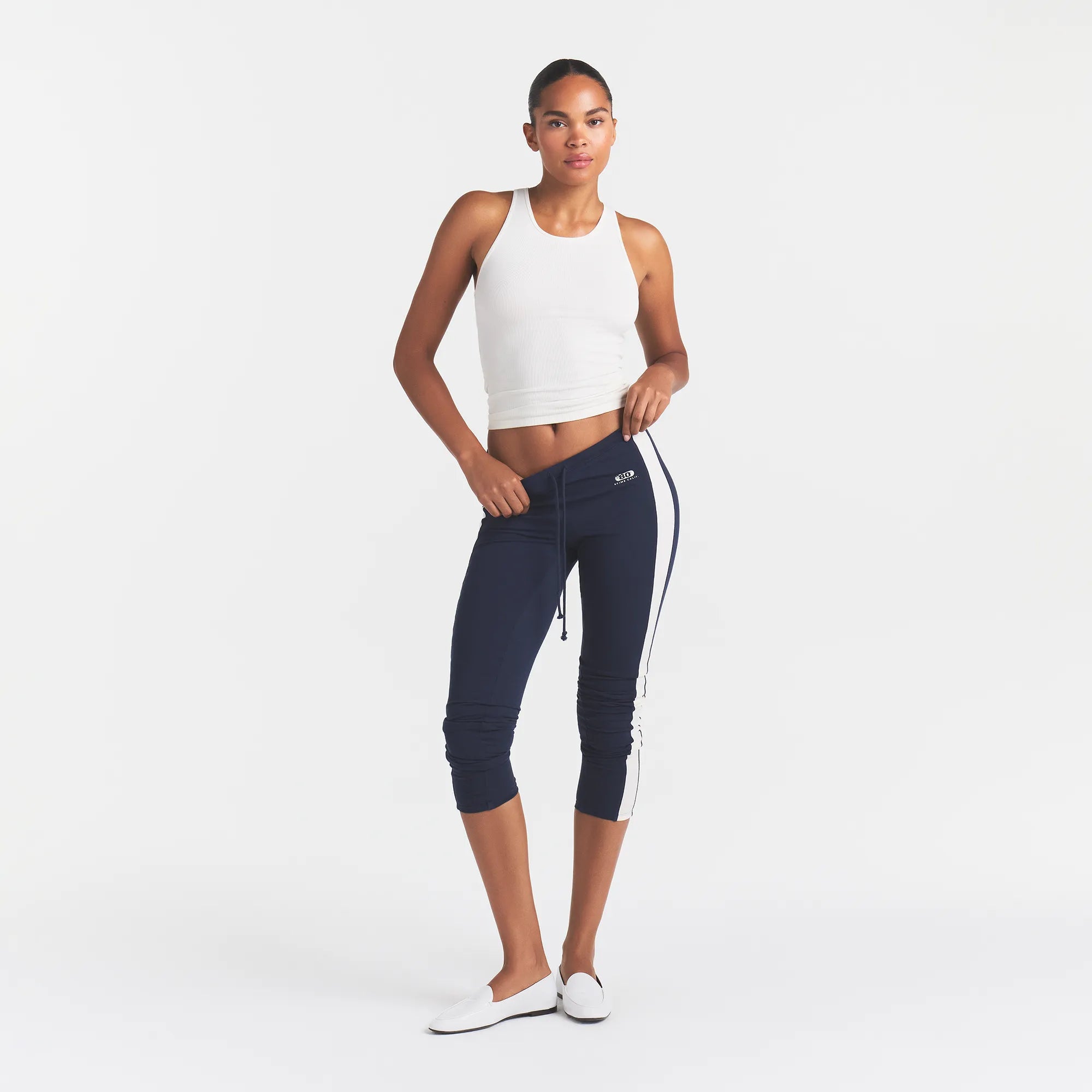 OUTDOOR HIGH-WAISTED LEGGING | NAVY ECRU CONTRAST - Image 2