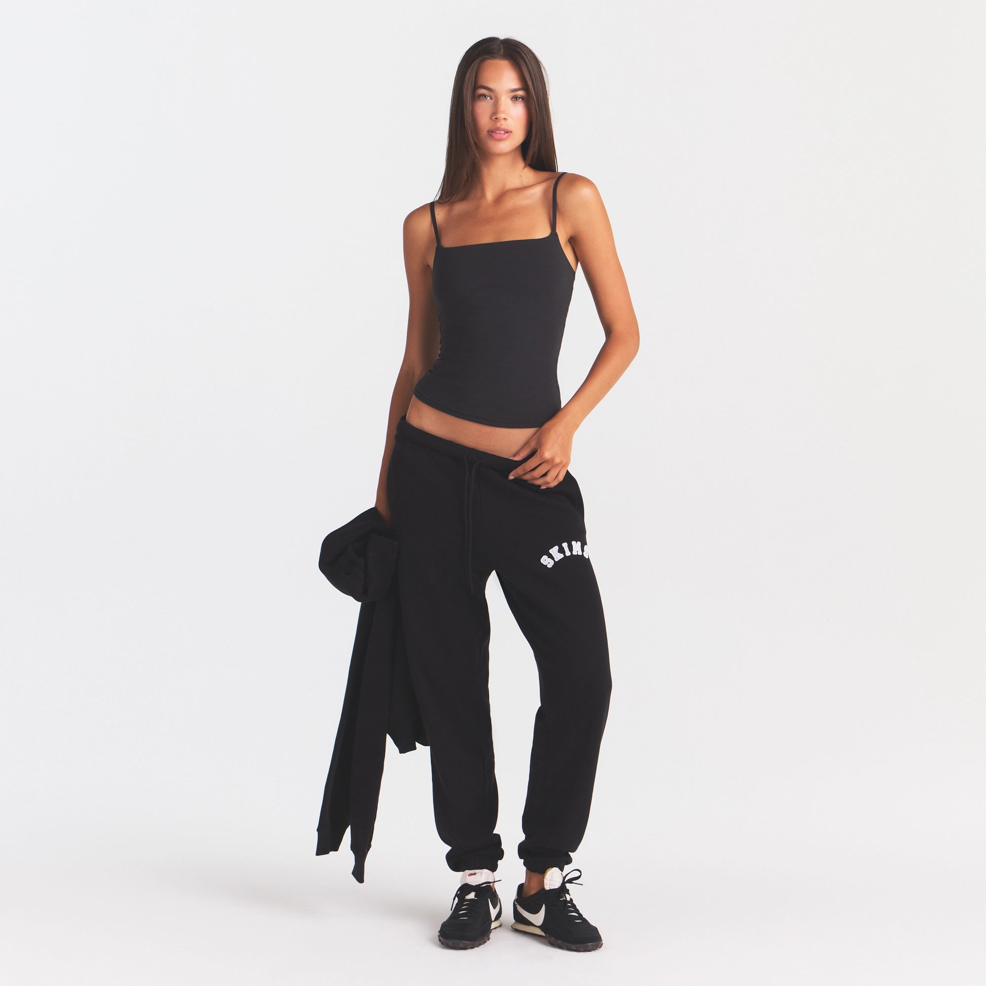 COTTON FLEECE CLASSIC JOGGER | ONYX SNOW ARCHED SKIMS LOGO - Image 2