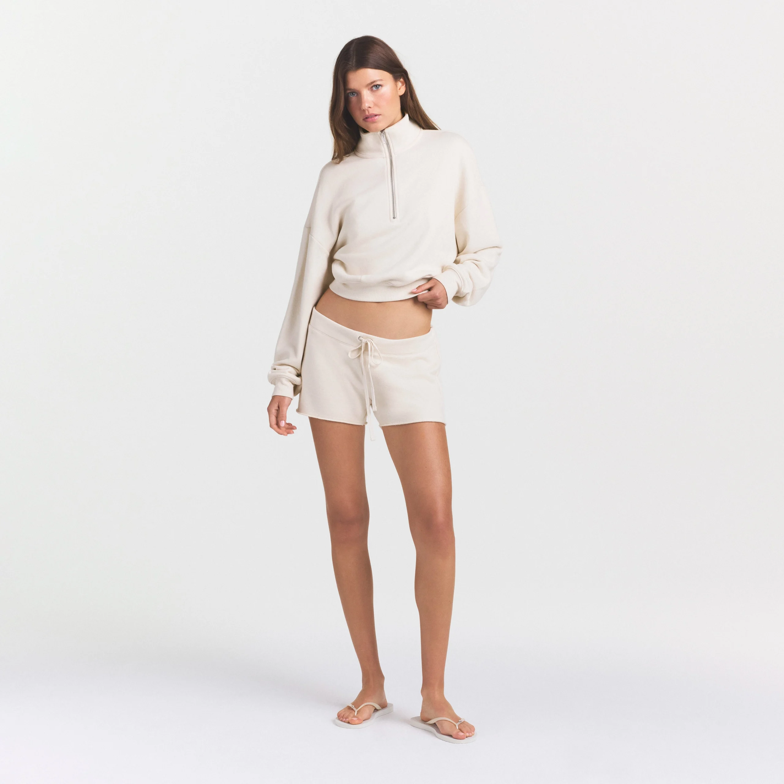 DRAPEY FRENCH TERRY SHORT | BUFF - Image 2