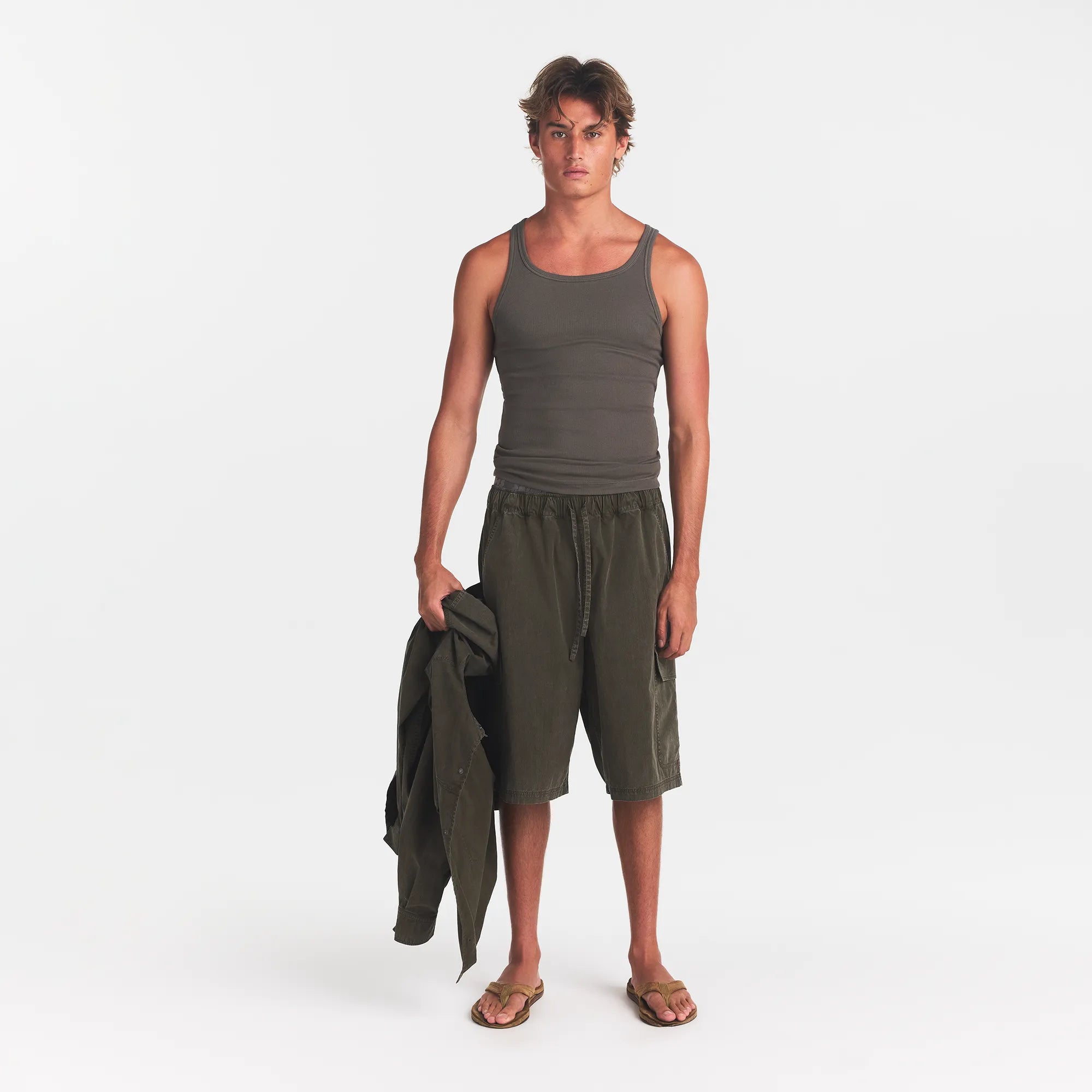 WOVEN MENS RELAXED CARGO SHORT | JUNGLE - Image 7