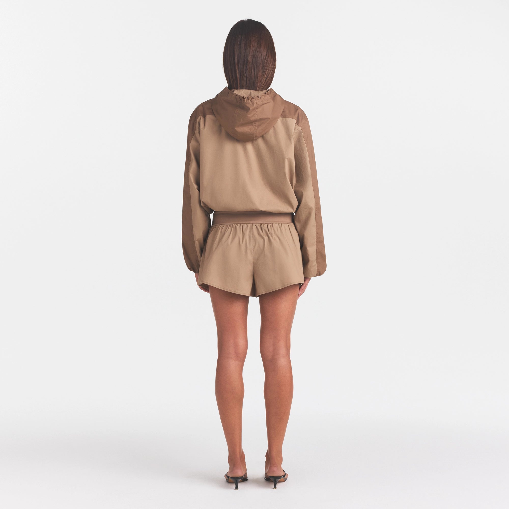 WOVEN COTTON FLUTTER SHORT | DESERT - Image 5