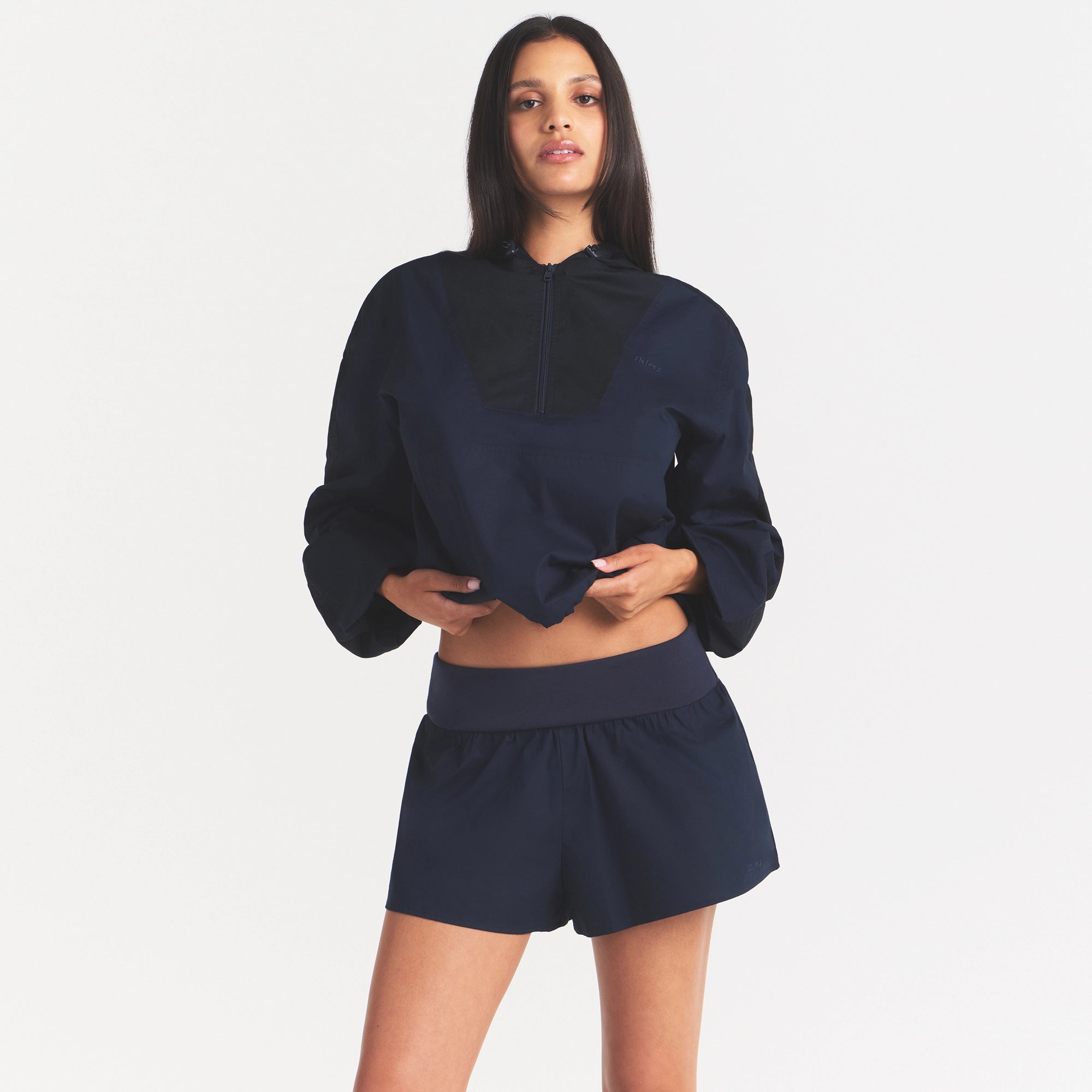 WOVEN COTTON FLUTTER SHORT | NAVY - Image 3