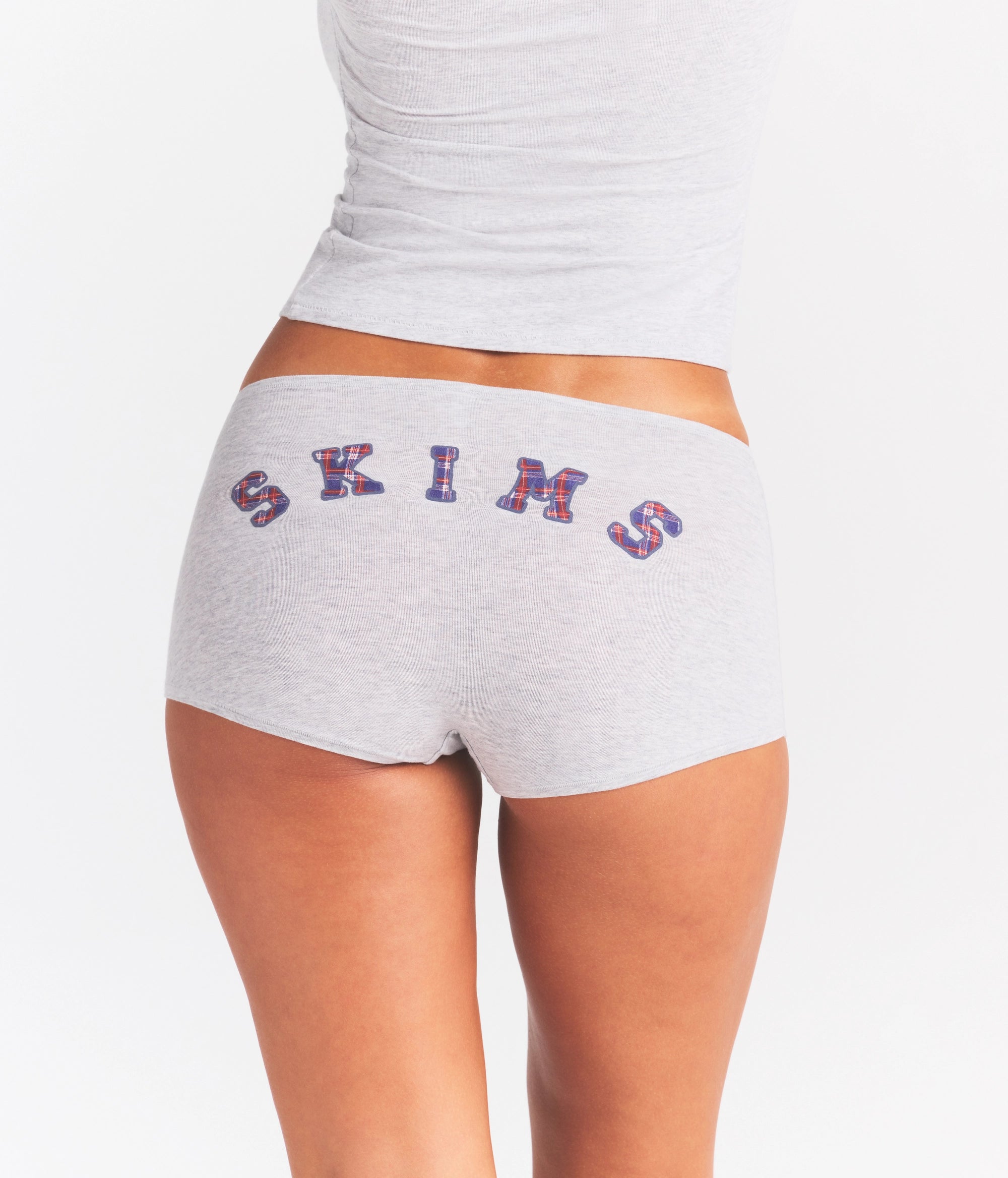 COTTON JERSEY LOGO BOY SHORT | LIGHT HEATHER GREY ARCHED SKIMS PLAID - Image 2
