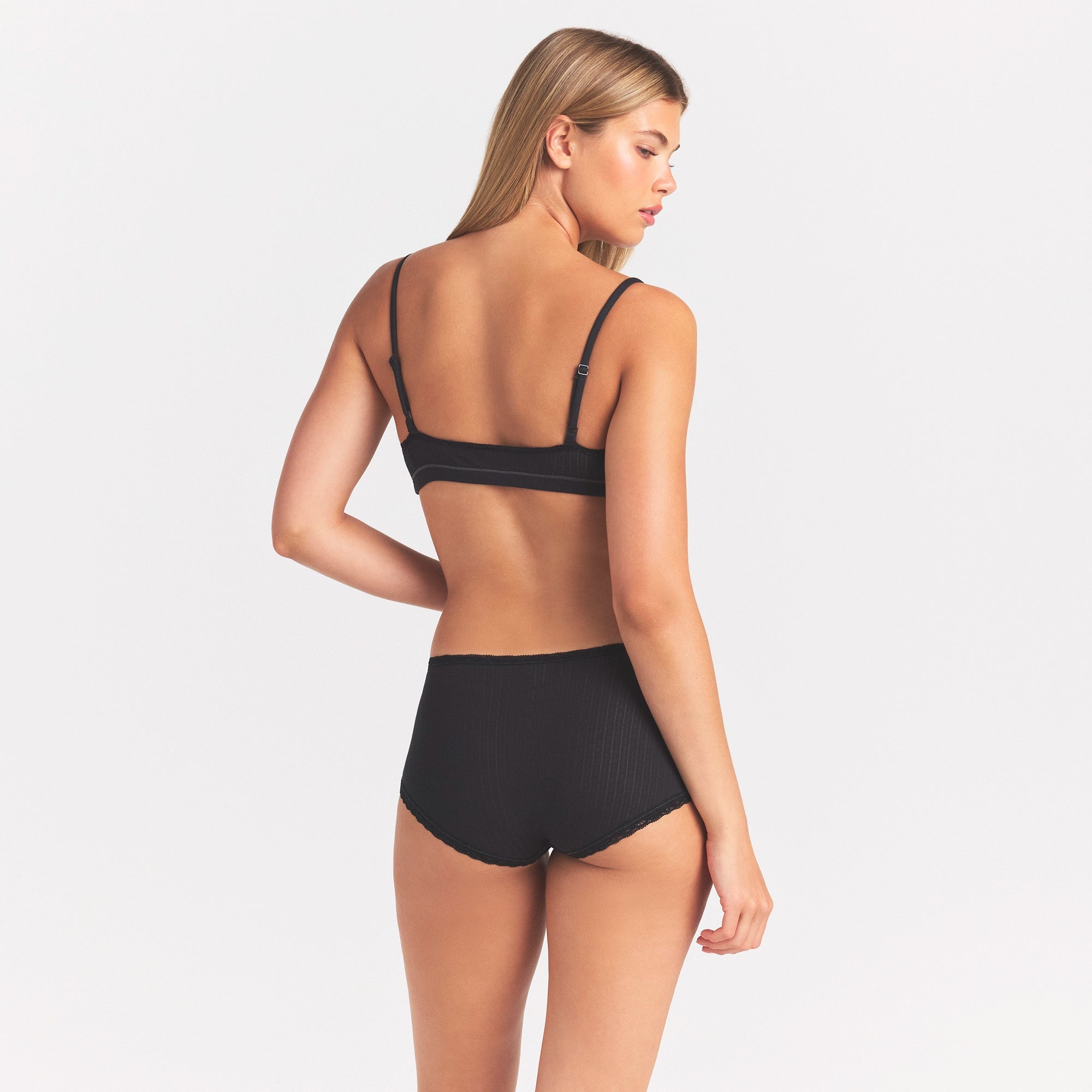 LIGHTWEIGHT COTTON POINTELLE LACE BOY SHORT | SOOT TONAL - Image 4