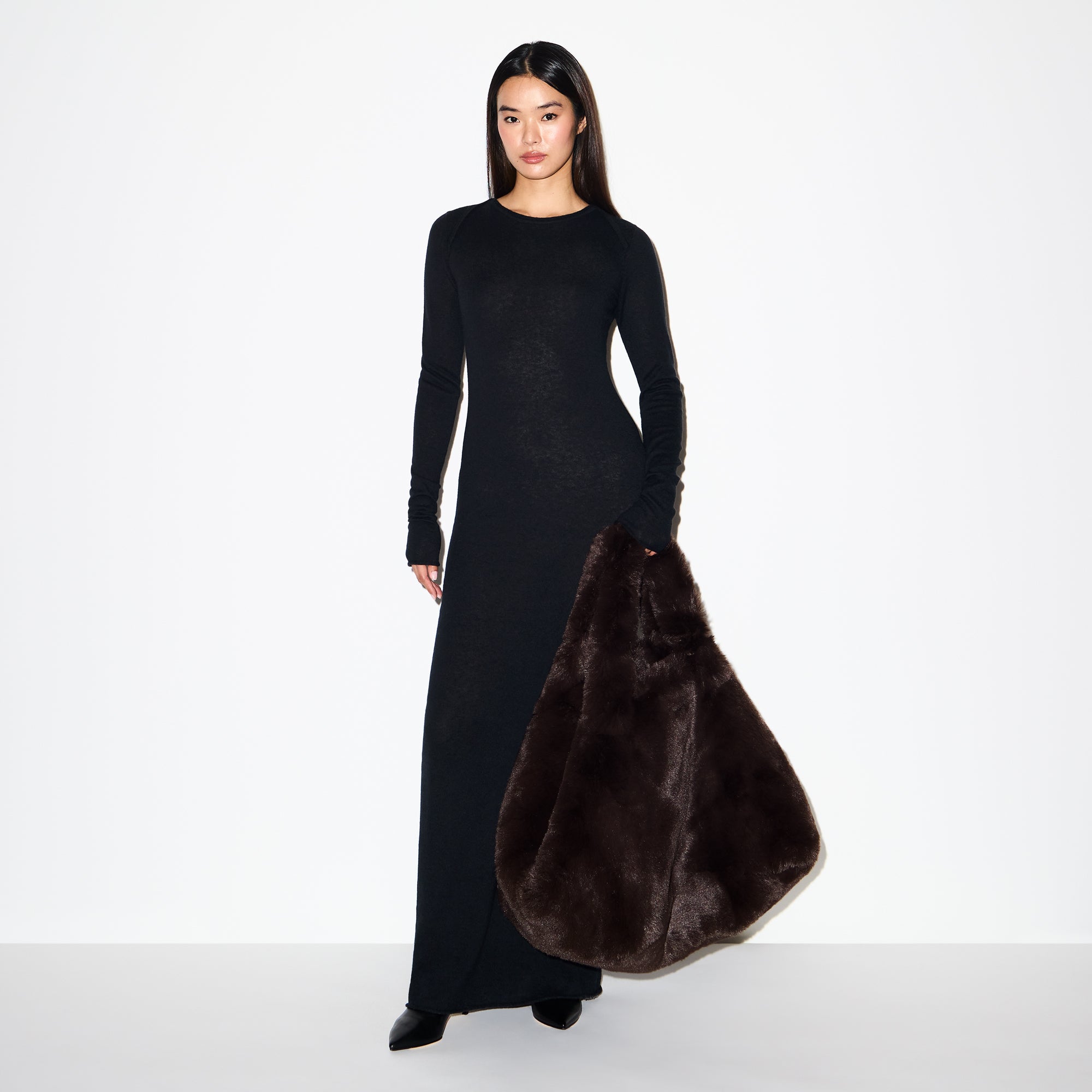 FAUX FUR JUMBO TOTE | ESPRESSO - Image 2