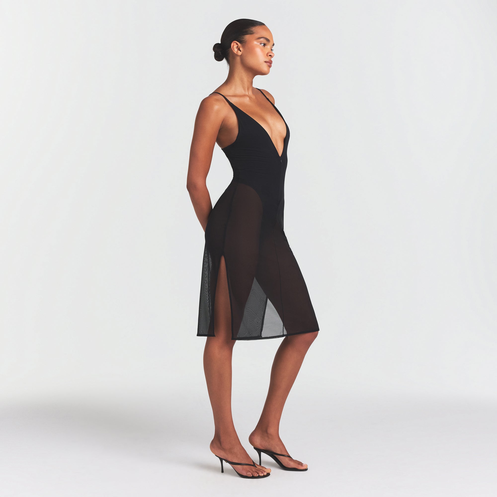 SKIMS BODY MESH PLUNGE MIDI DRESS | ONYX - Image 4