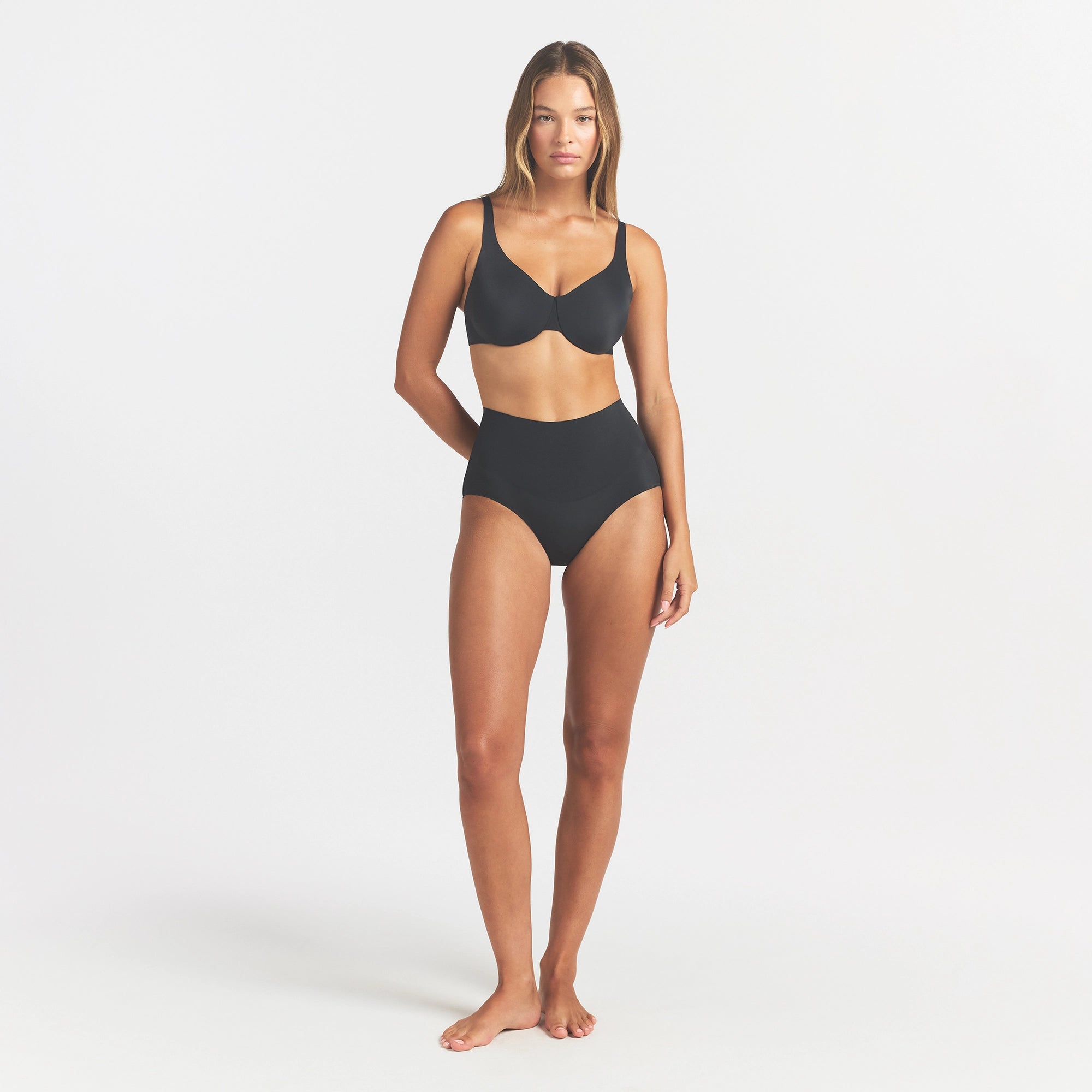 SMOOTHING INTIMATES UNLINED MINIMIZER BRA | ONYX - Image 2