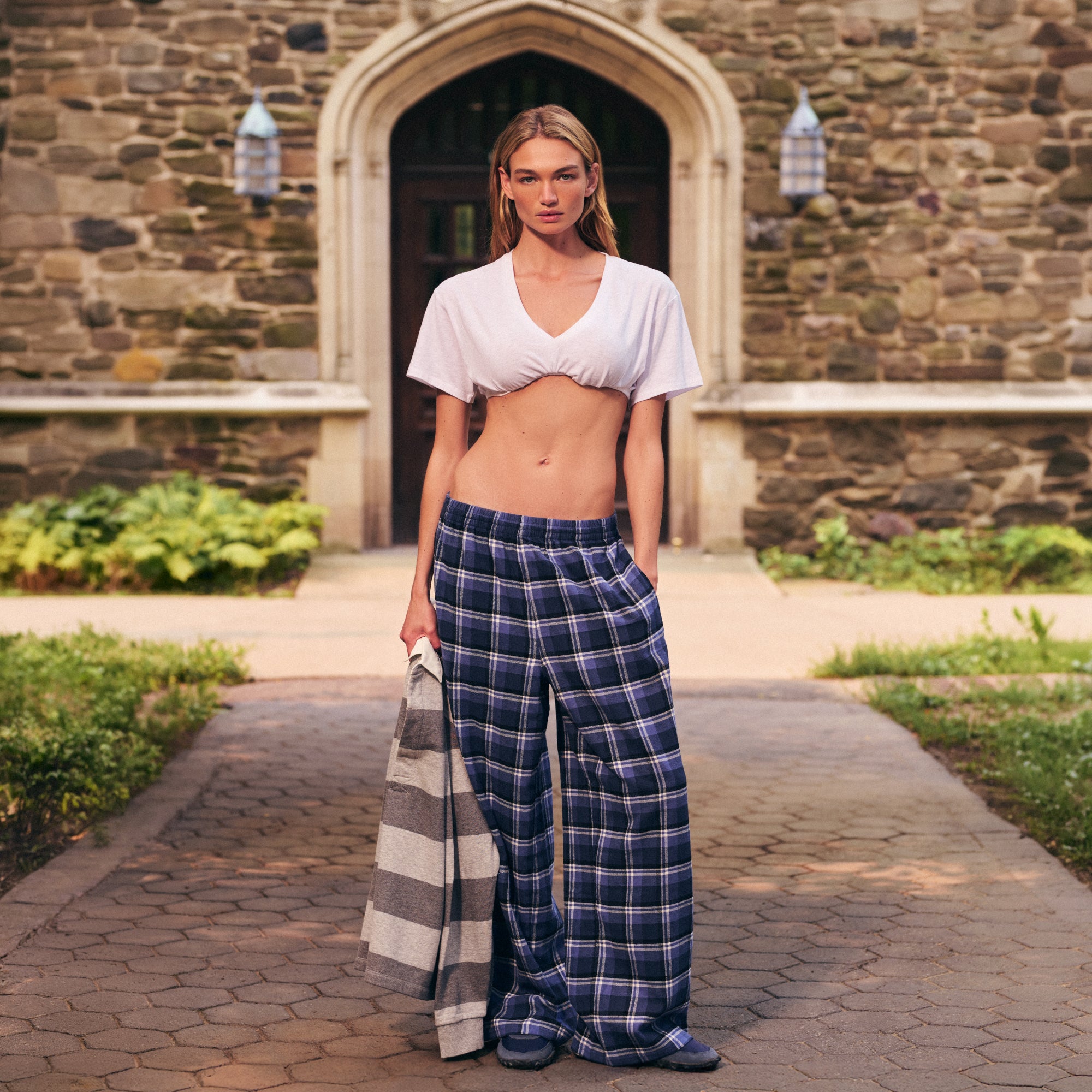 FLANNEL SLEEP OVERSIZED PANT | INDIGO OUTDOOR PLAID - Image 5