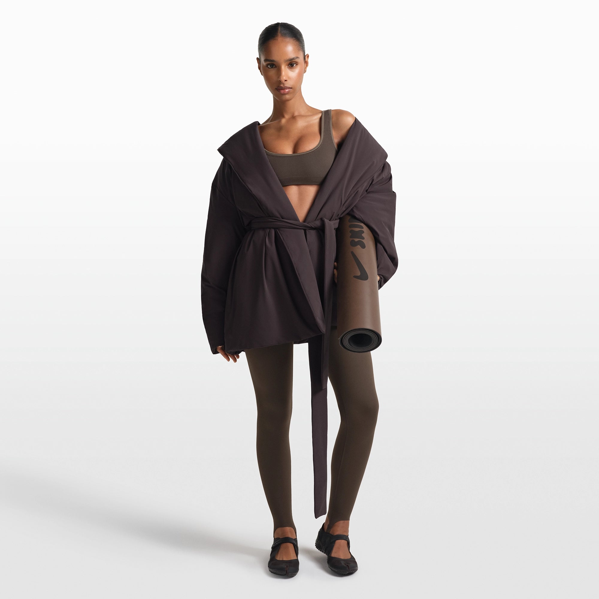 NikeSKIMS ACCESSORIES YOGA MAT | DARK SEPIA - Image 3