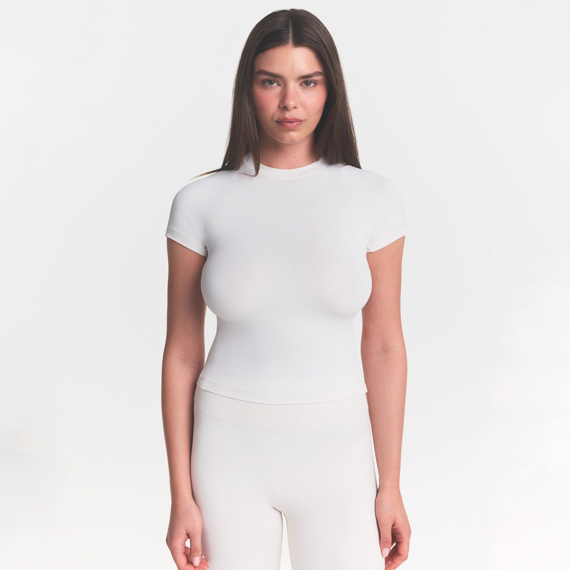 NikeSKIMS MATTE PADDED BABY T-SHIRT | IVORY - Image 3