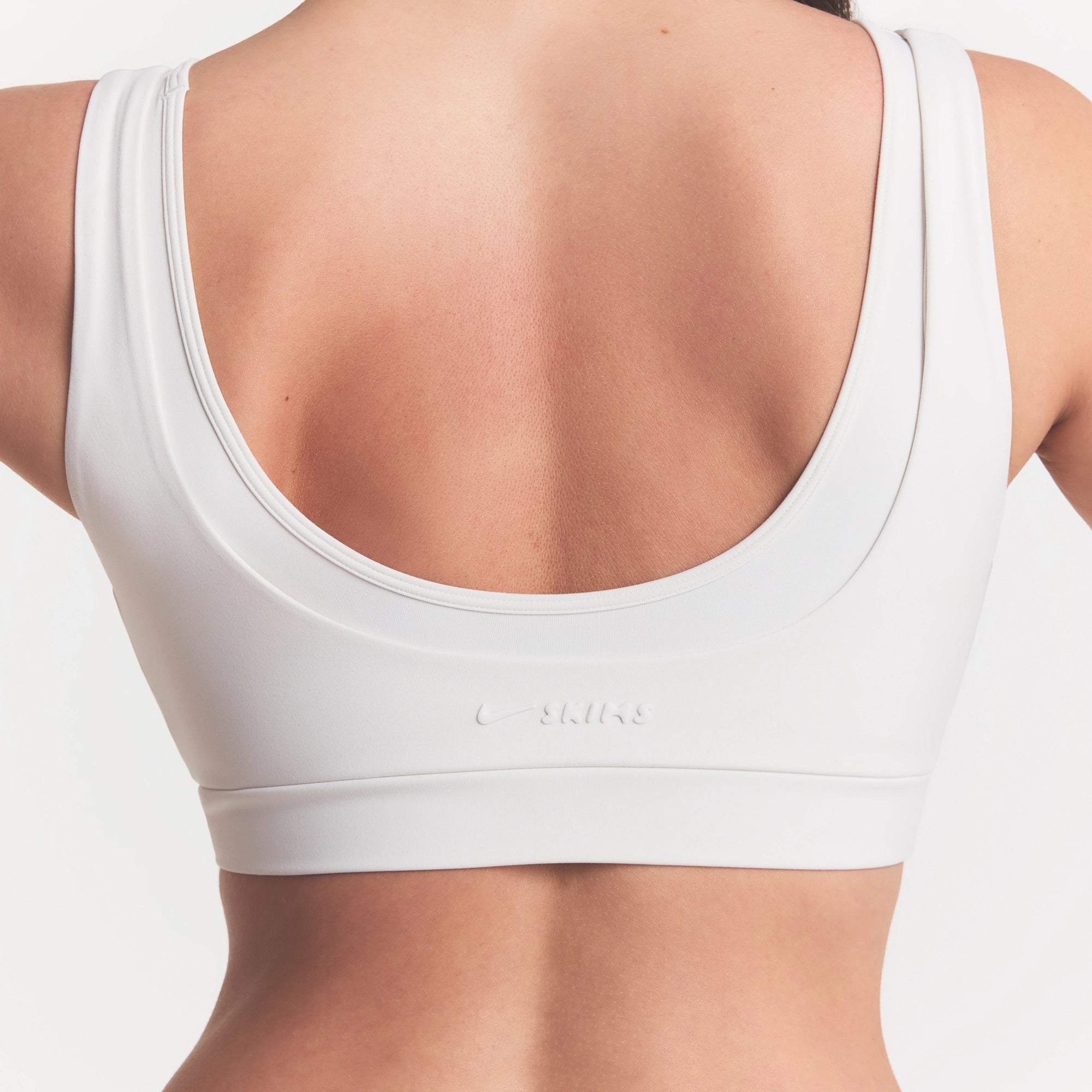 NikeSKIMS MATTE DOUBLE STRAP SCOOP BRA | IVORY - Image 4