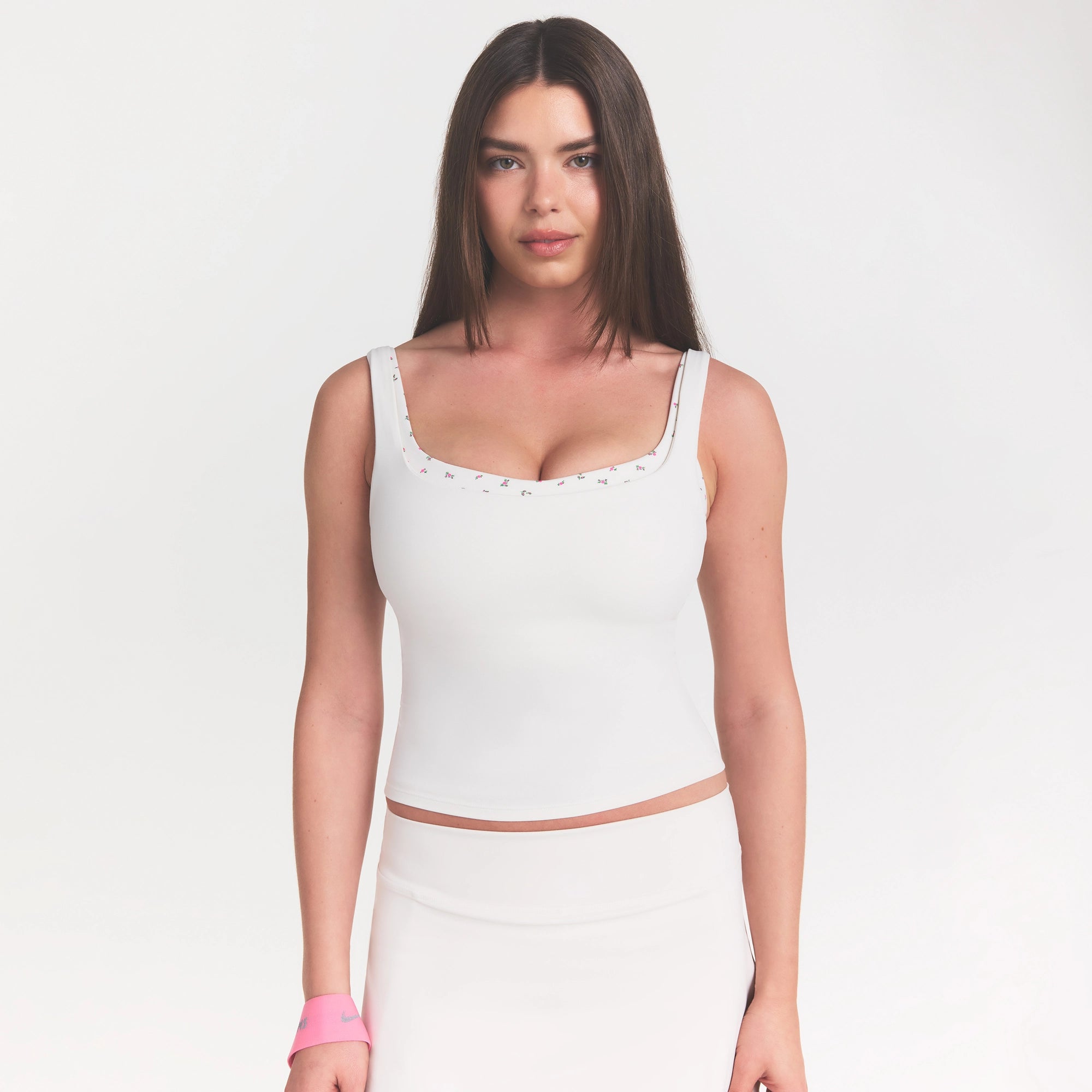 NikeSKIMS MATTE SQUARE NECK TANK | IVORY - Image 4