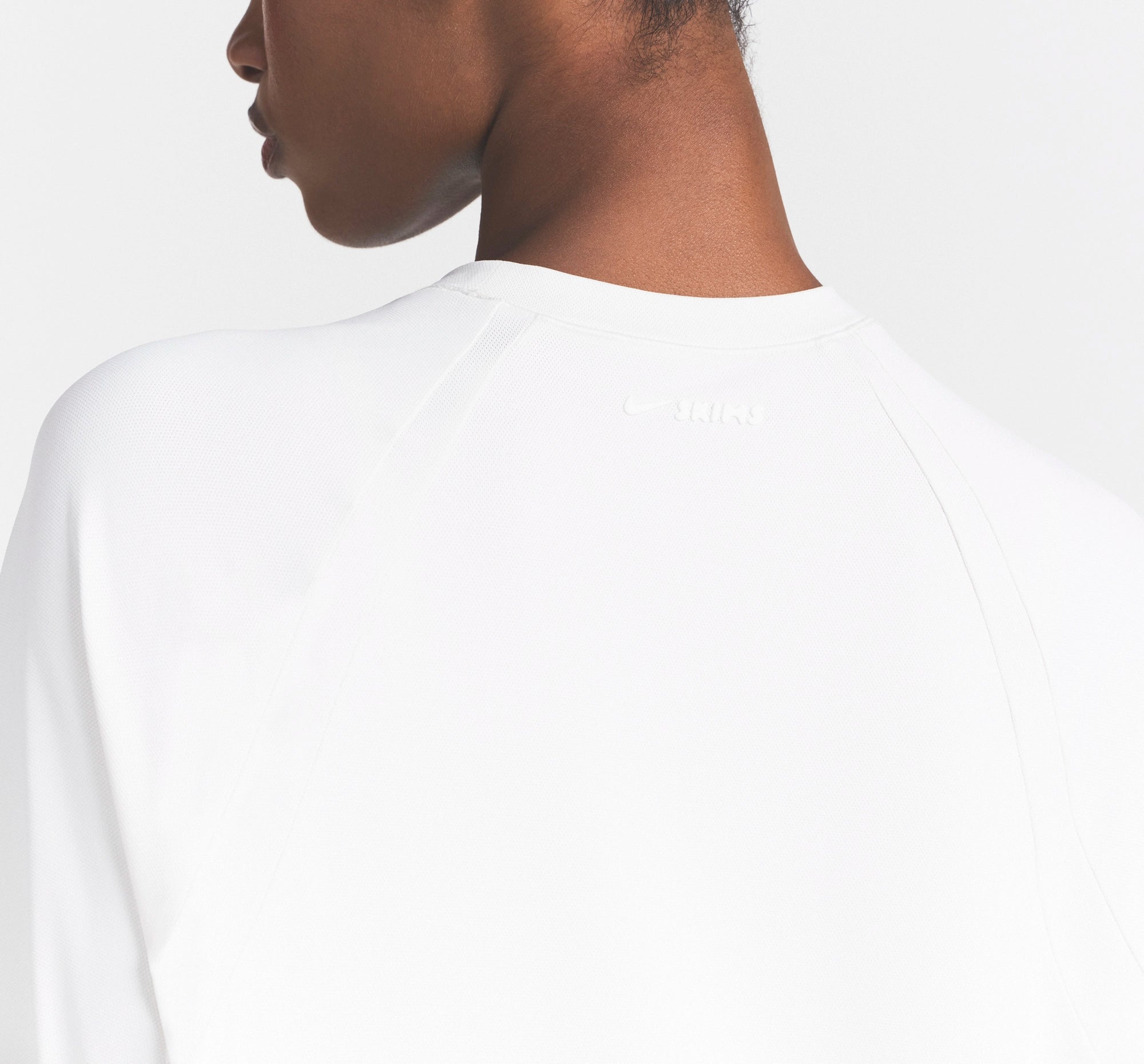 NikeSKIMS AIRY DRI-FITâ„¢ OVERSIZED T-SHIRT | IVORY - Image 4