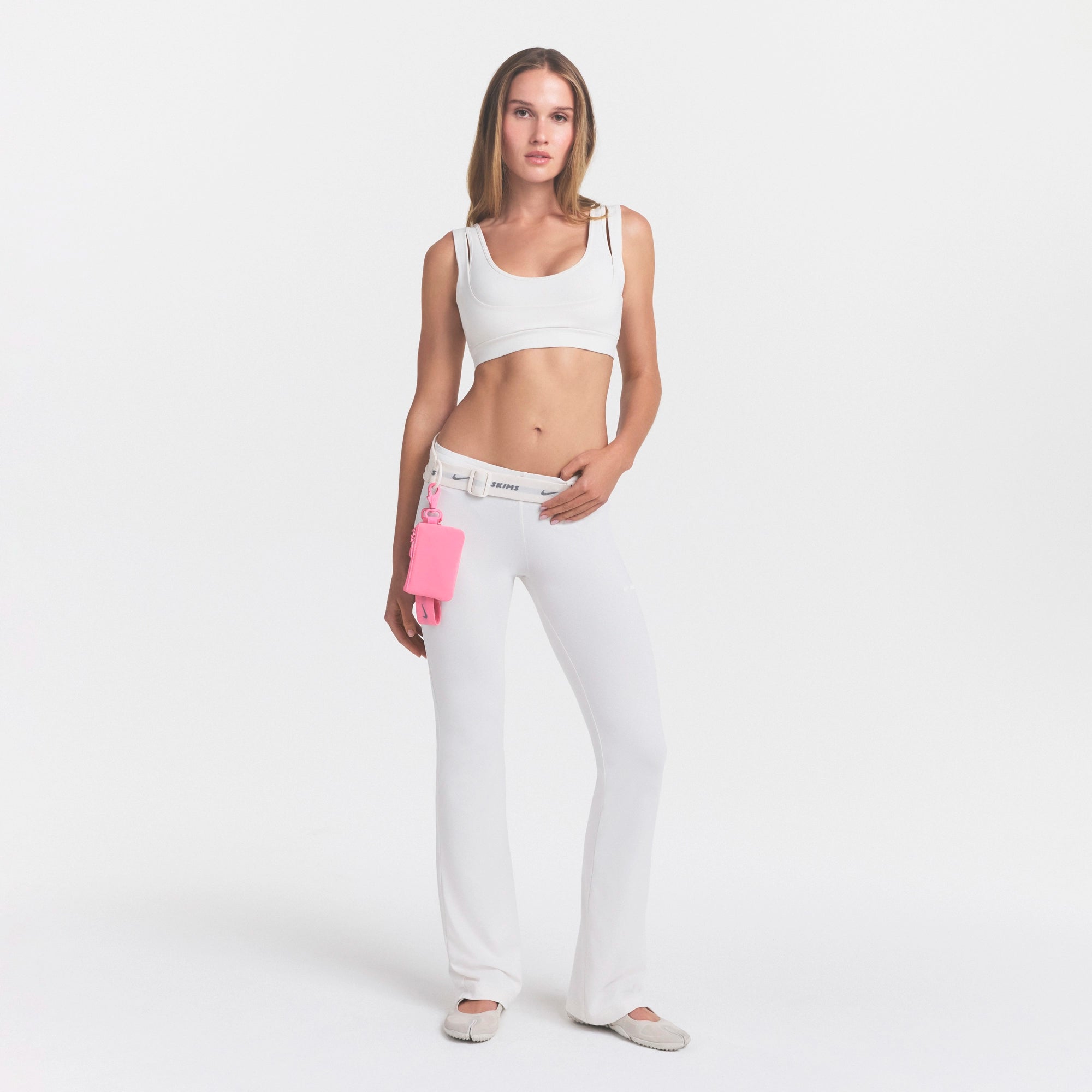 NikeSKIMS AIRY DRI-FITâ„¢ LOW RISE MINI FLARE PANT | IVORY - Image 2