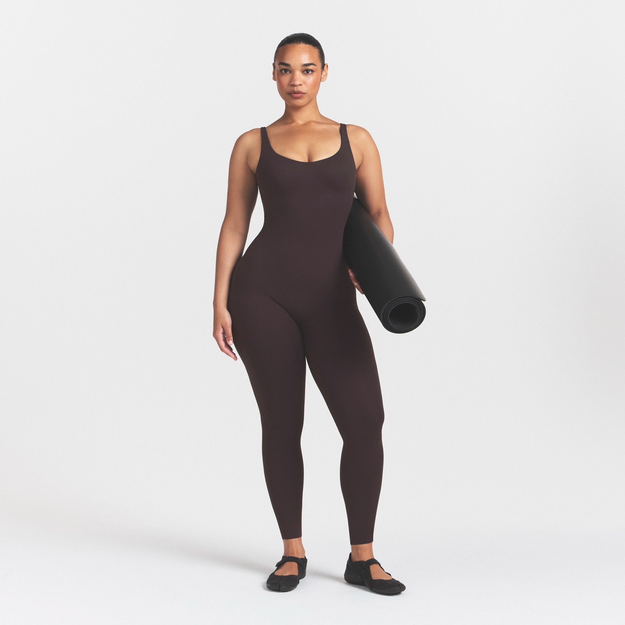 NikeSKIMS STUDIO STRETCH 29 ONE PIECE | DARK ROAST - Image 2