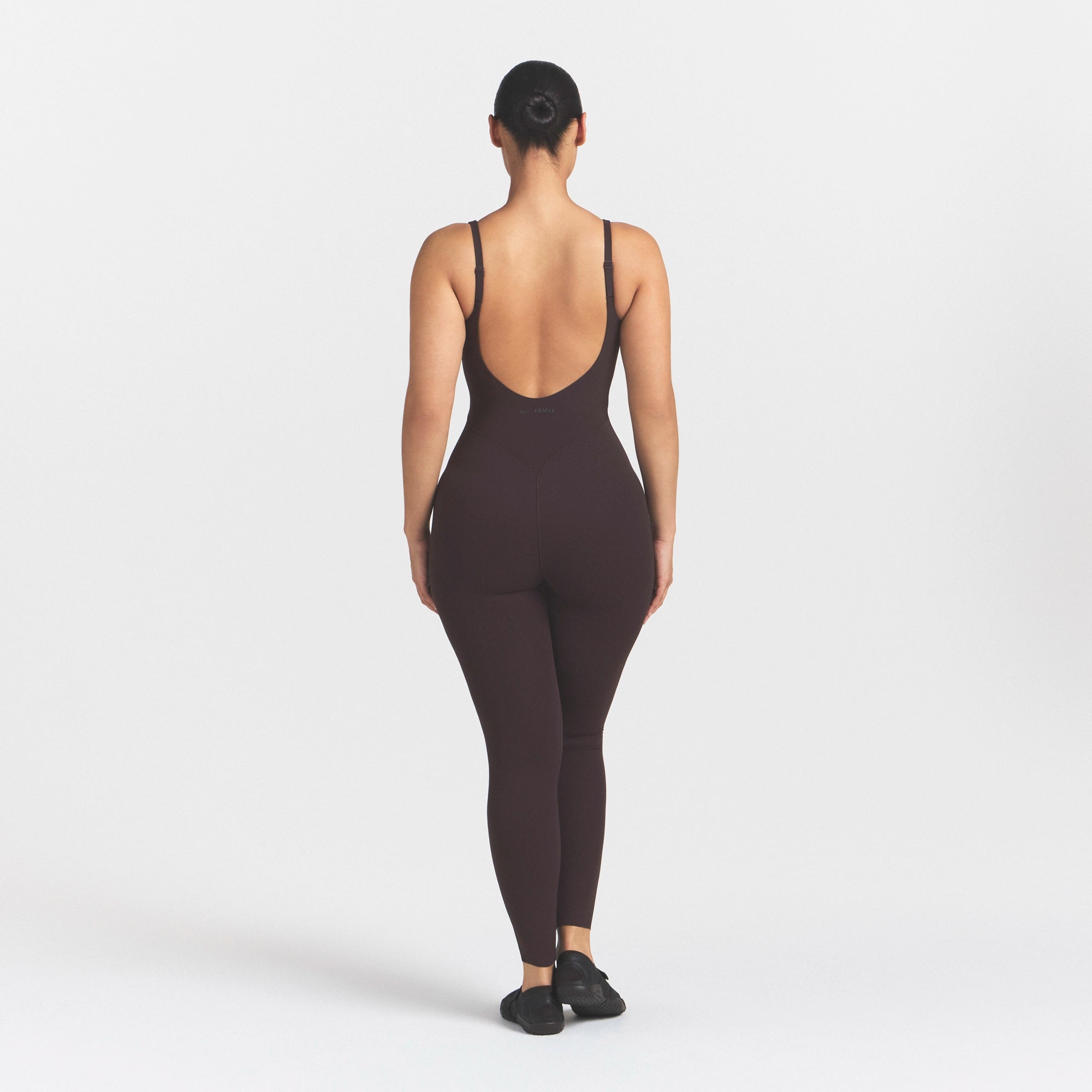 NikeSKIMS STUDIO STRETCH 29 ONE PIECE | DARK ROAST - Image 5