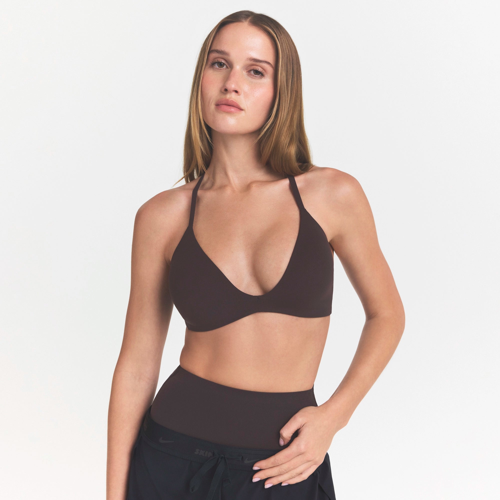 NikeSKIMS STUDIO STRETCH T-BACK TRIANGLE BRA | DARK ROAST - Image 3