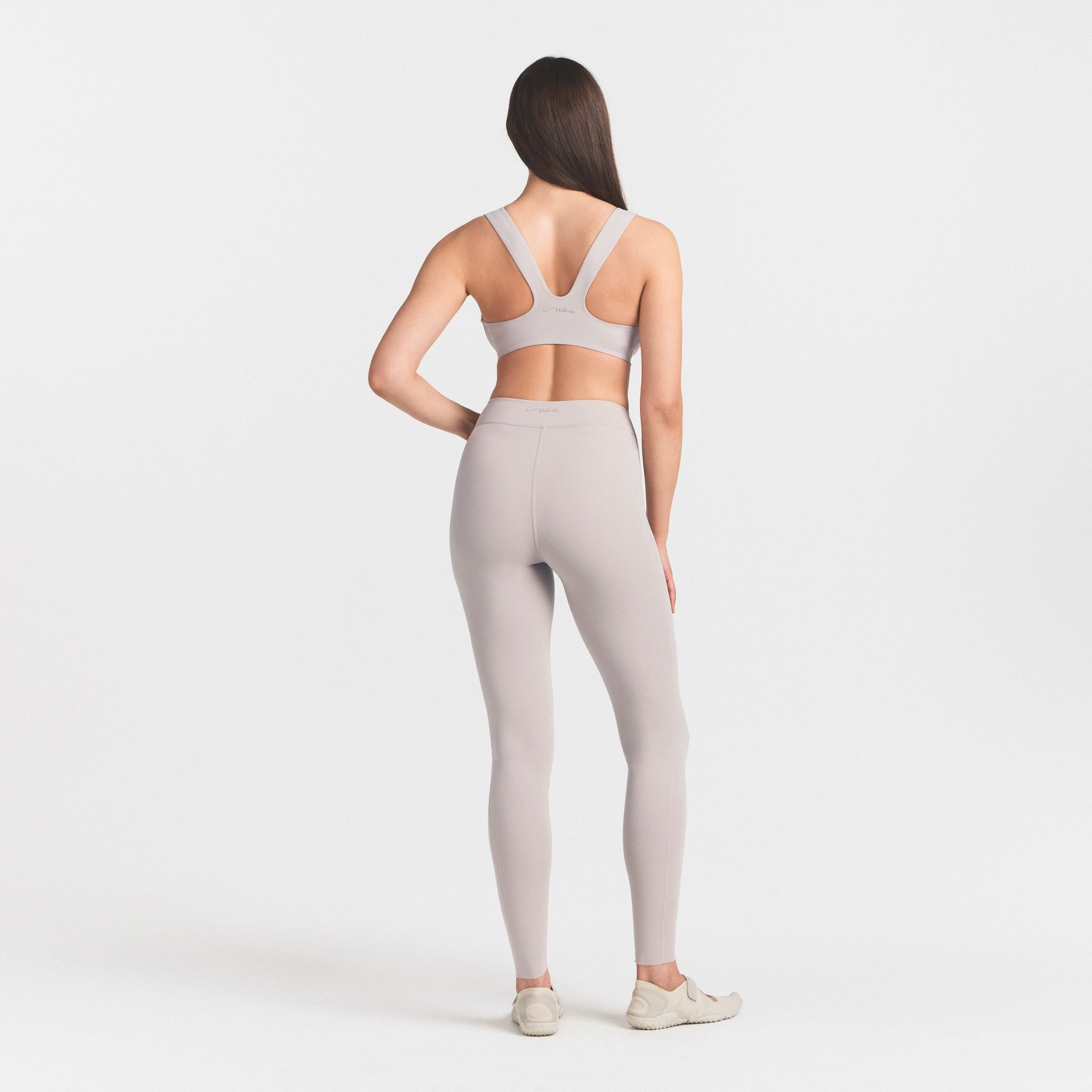 NikeSKIMS STUDIO STRETCH RACERBACK BRA | LINEN - Image 5