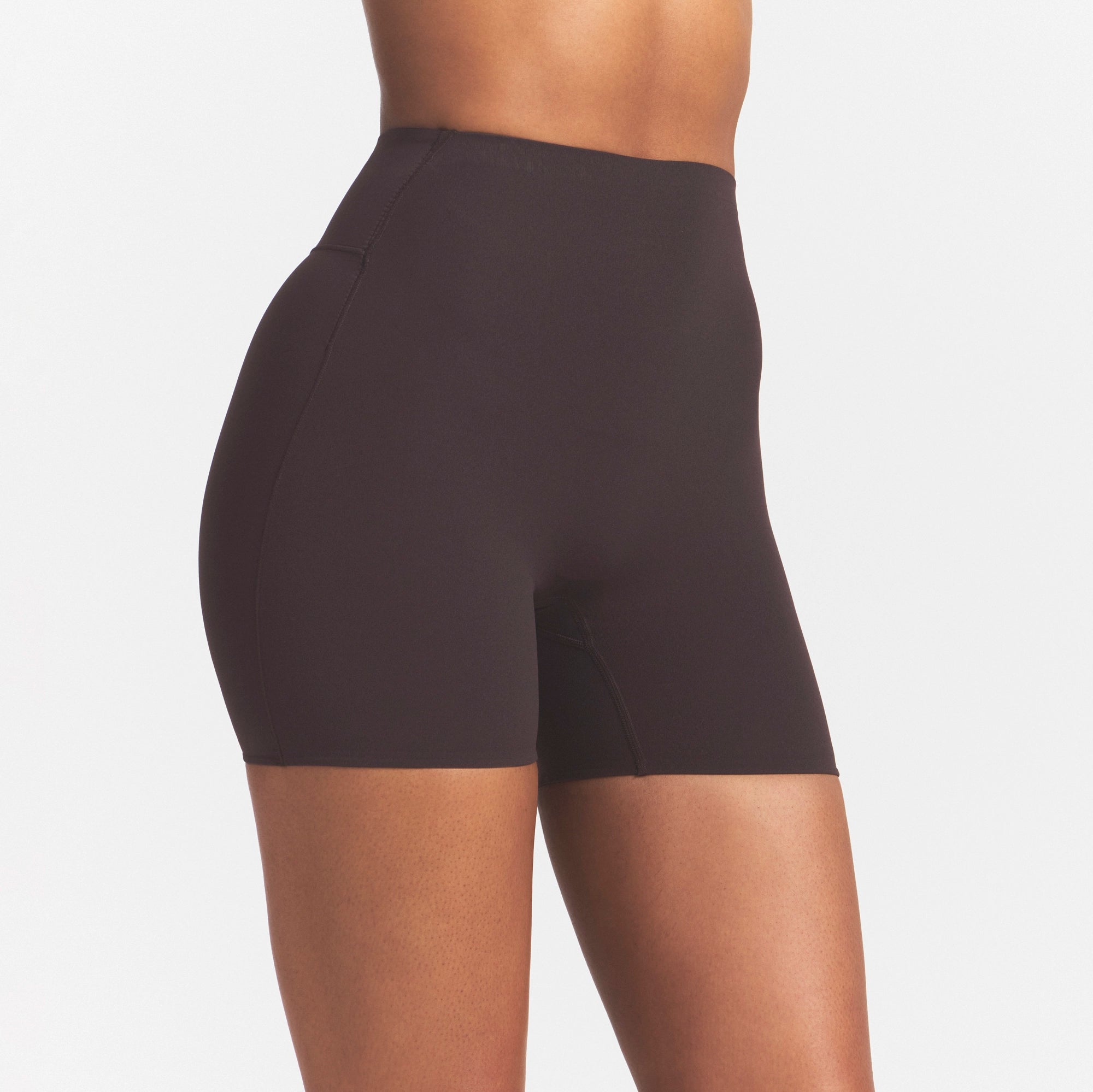 NikeSKIMS STUDIO STRETCH 5 BIKER SHORT | DARK ROAST - Image 5