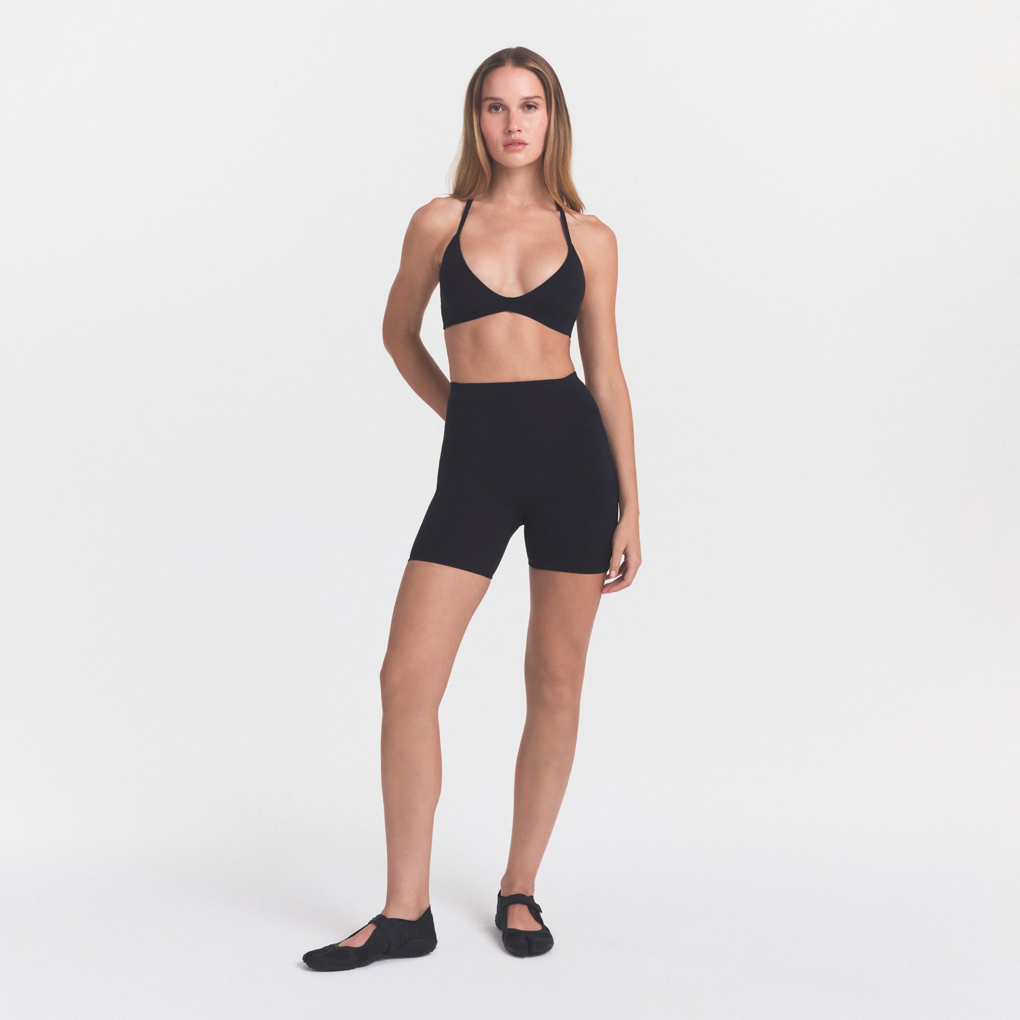 NikeSKIMS STUDIO STRETCH 5 BIKER SHORT | OBSIDIAN - Image 2
