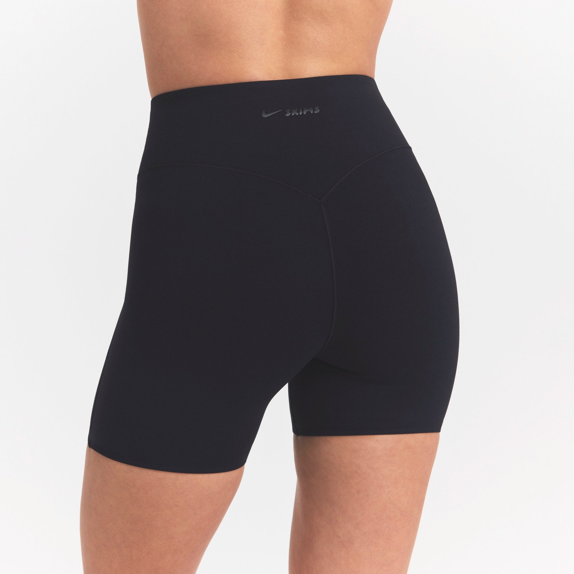 NikeSKIMS STUDIO STRETCH 5 BIKER SHORT | OBSIDIAN - Image 6