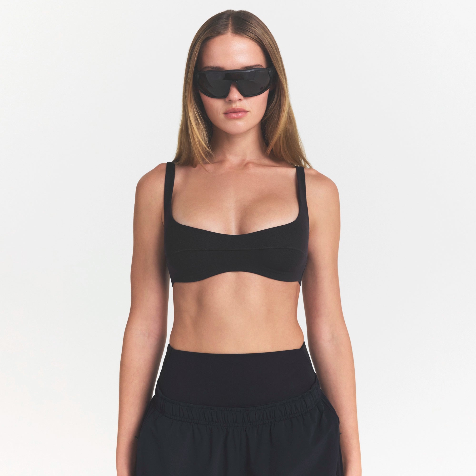 NikeSKIMS STUDIO STRETCH SEAM FRONT MICRO BRA | OBSIDIAN - Image 3