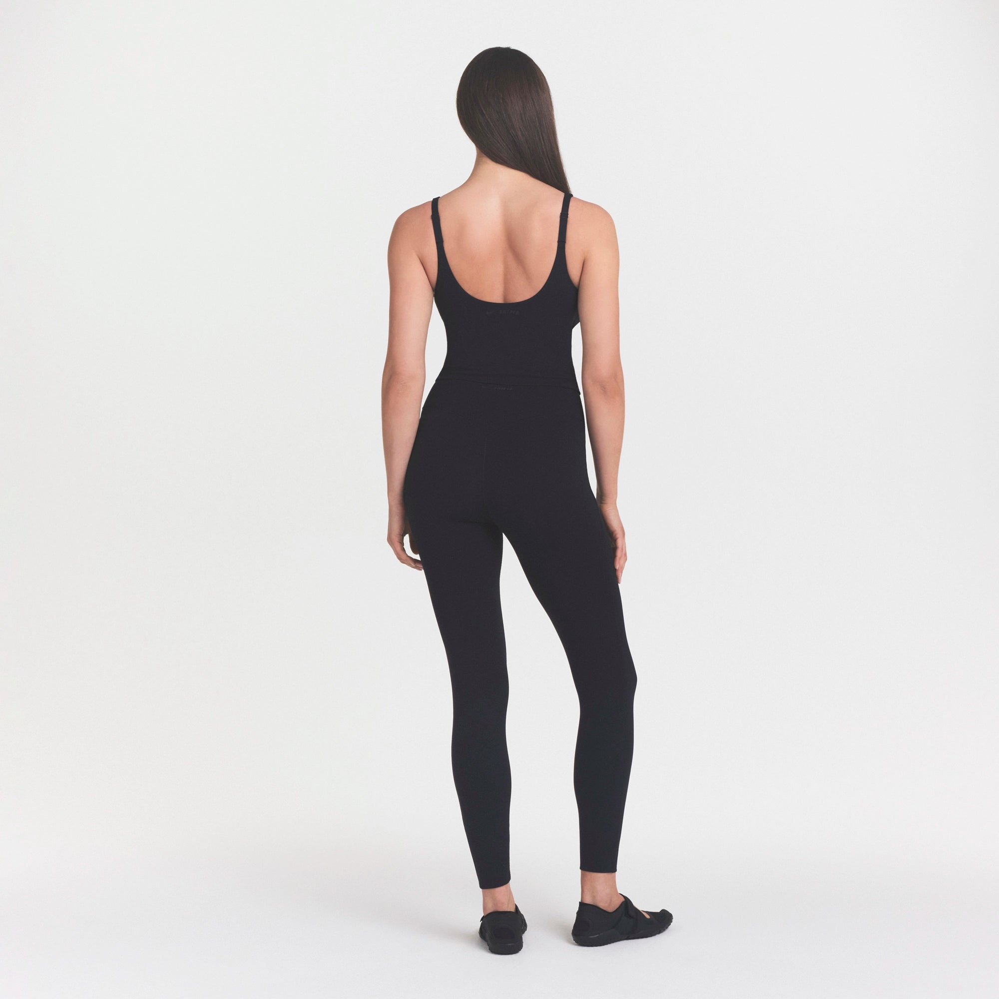 NikeSKIMS STUDIO STRETCH PLUNGE TANK | OBSIDIAN - Image 5