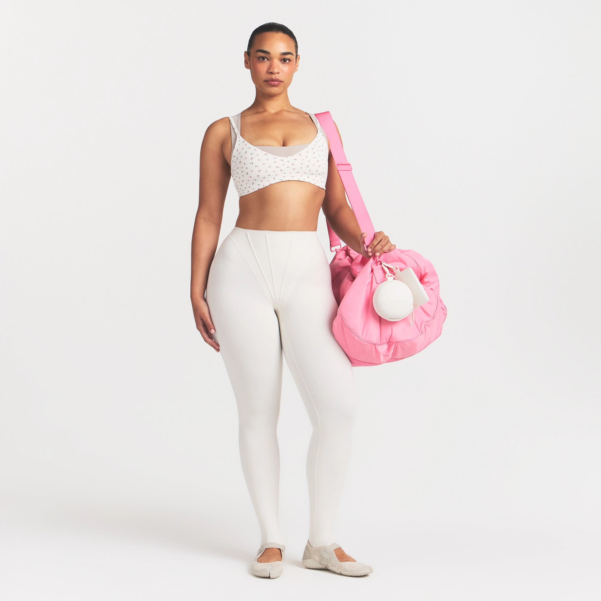 NikeSKIMS MATTE CORSET 26 LEGGING | IVORY - Image 2