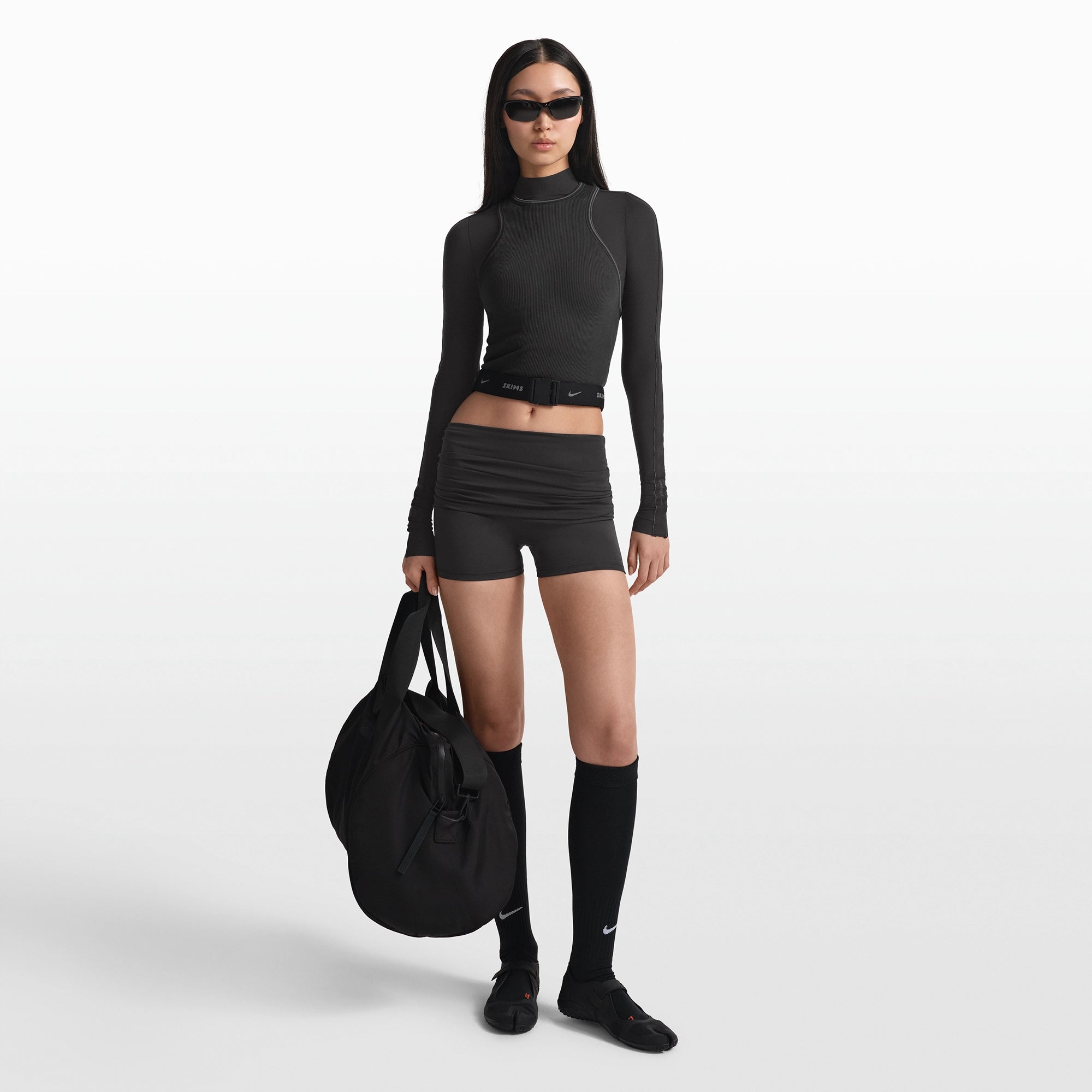 NikeSKIMS ACCESSORIES WAISTPACK | OBSIDIAN - Image 2