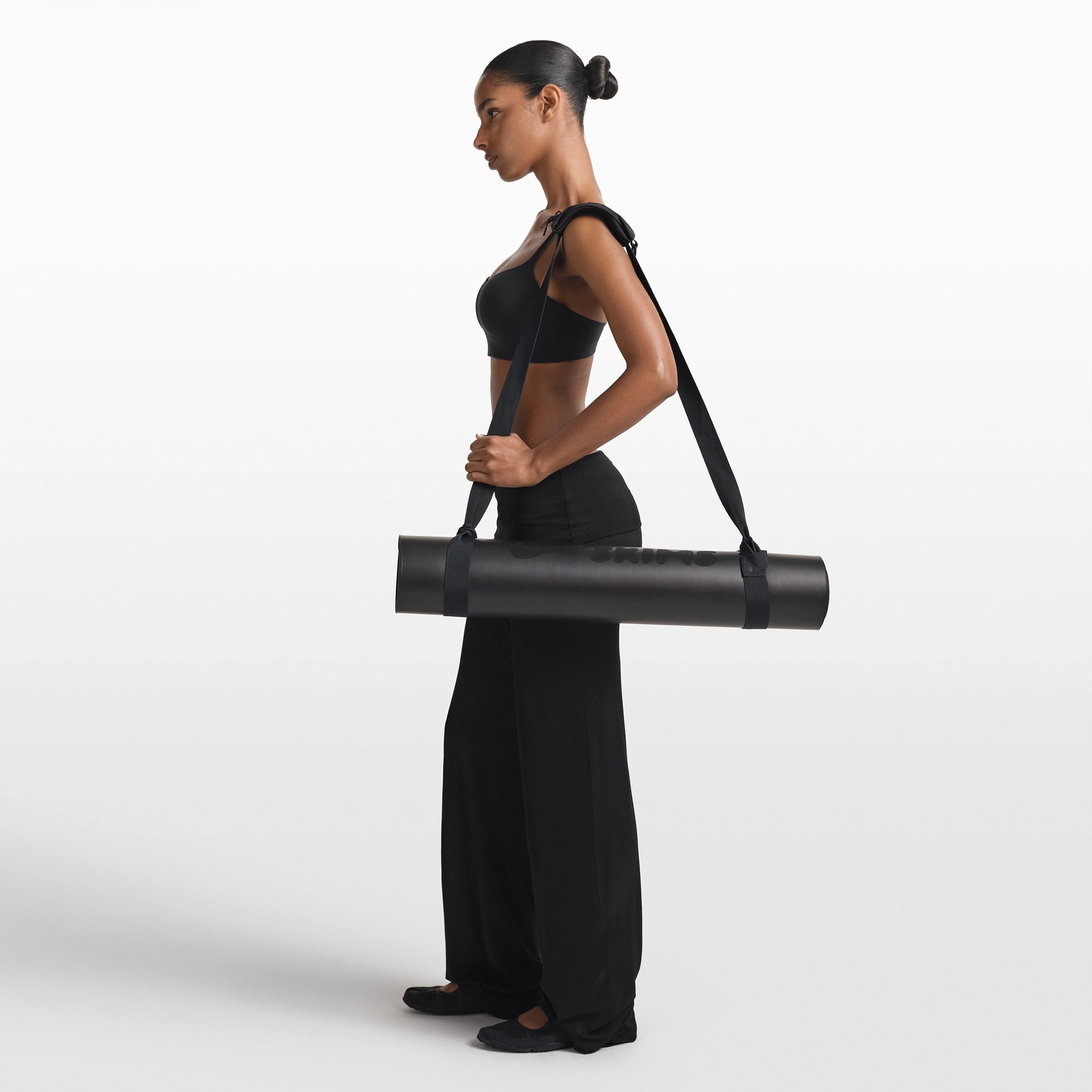 NikeSKIMS ACCESSORIES YOGA MAT STRAP | OBSIDIAN - Image 3