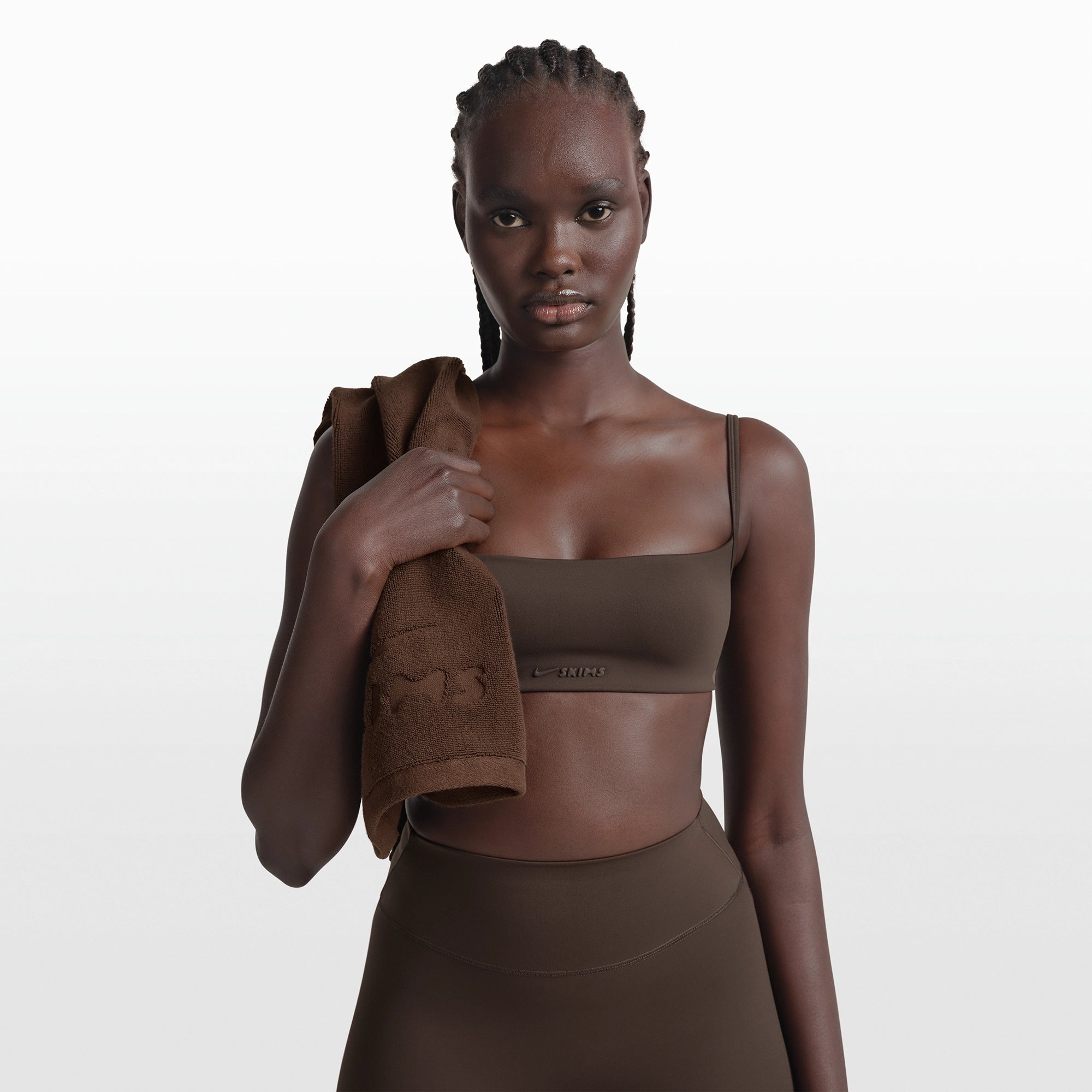 NikeSKIMS ACCESSORIES SMALL TOWEL | DARK SEPIA - Image 3