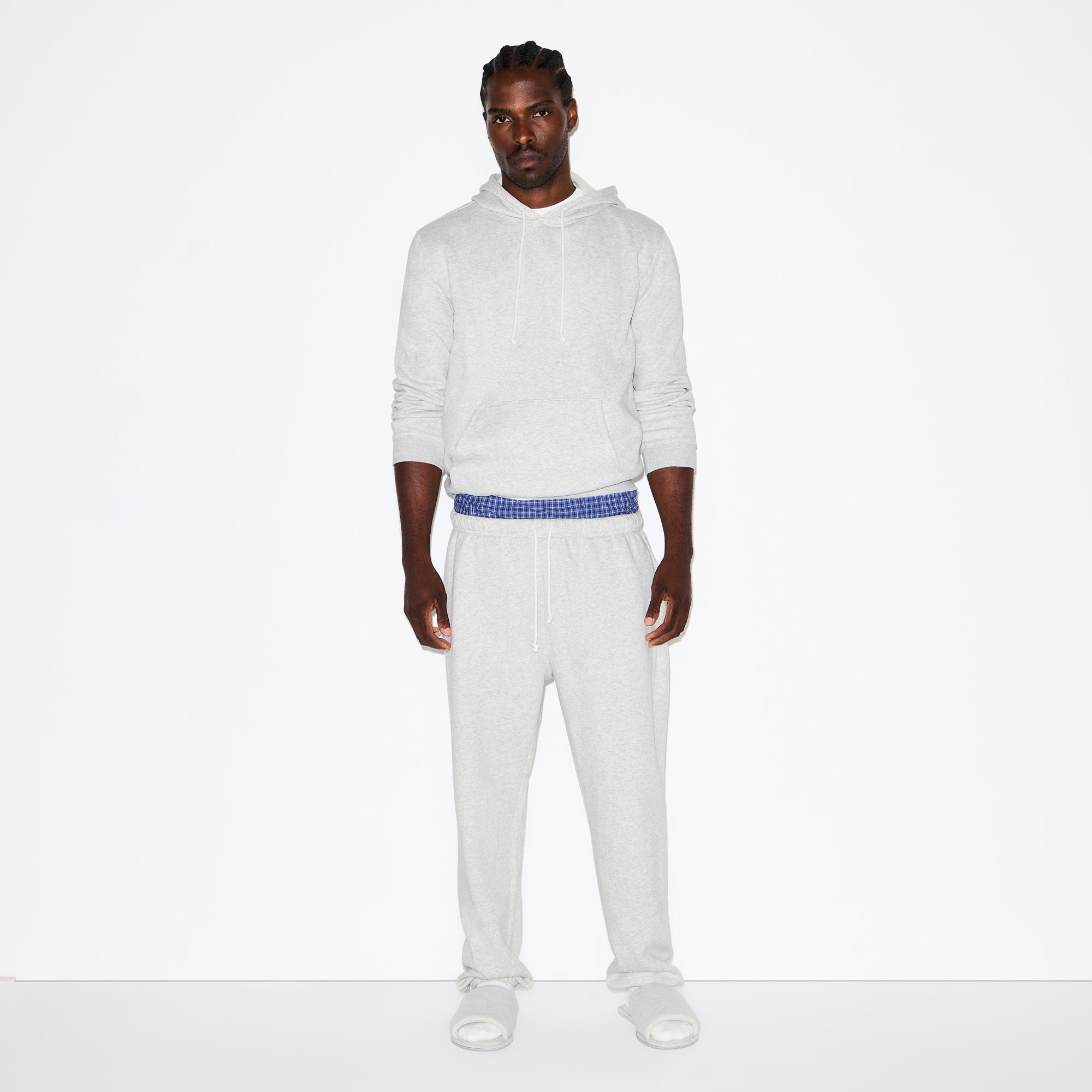 FLEECE LOUNGE MENS RELAXED JOGGER | LIGHT HEATHER GREY - Image 2