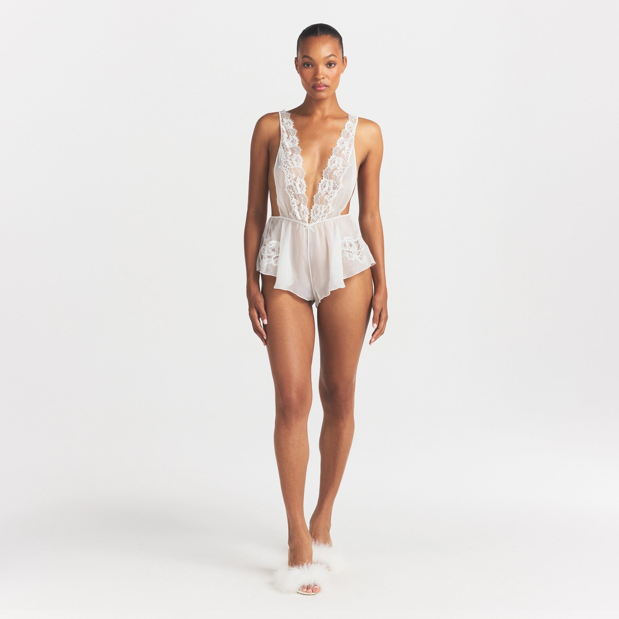 SKIMS ROMANCE PLUNGE TEDDY | IVORY - Image 2