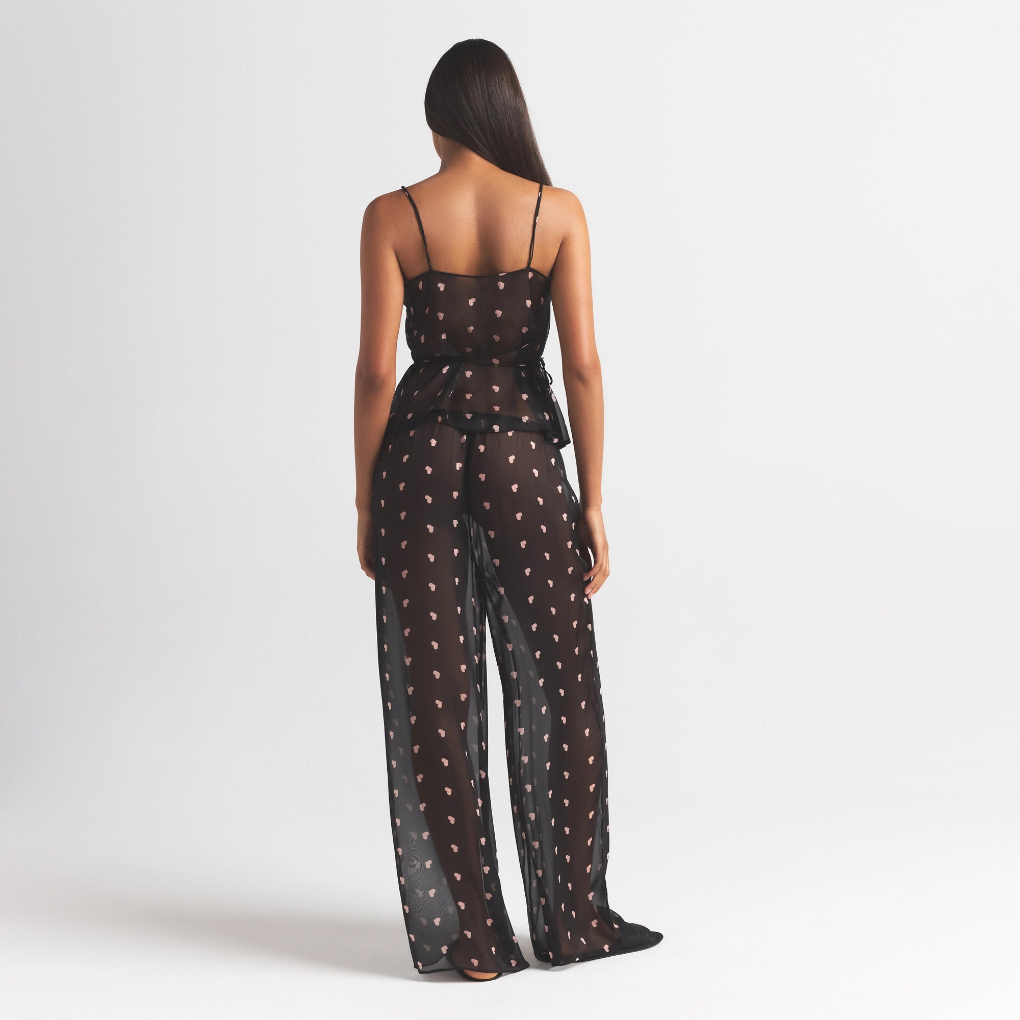 SKIMS ROMANCE WRAP CAMI TOP | OBSIDIAN SPACED HEARTS - Image 4