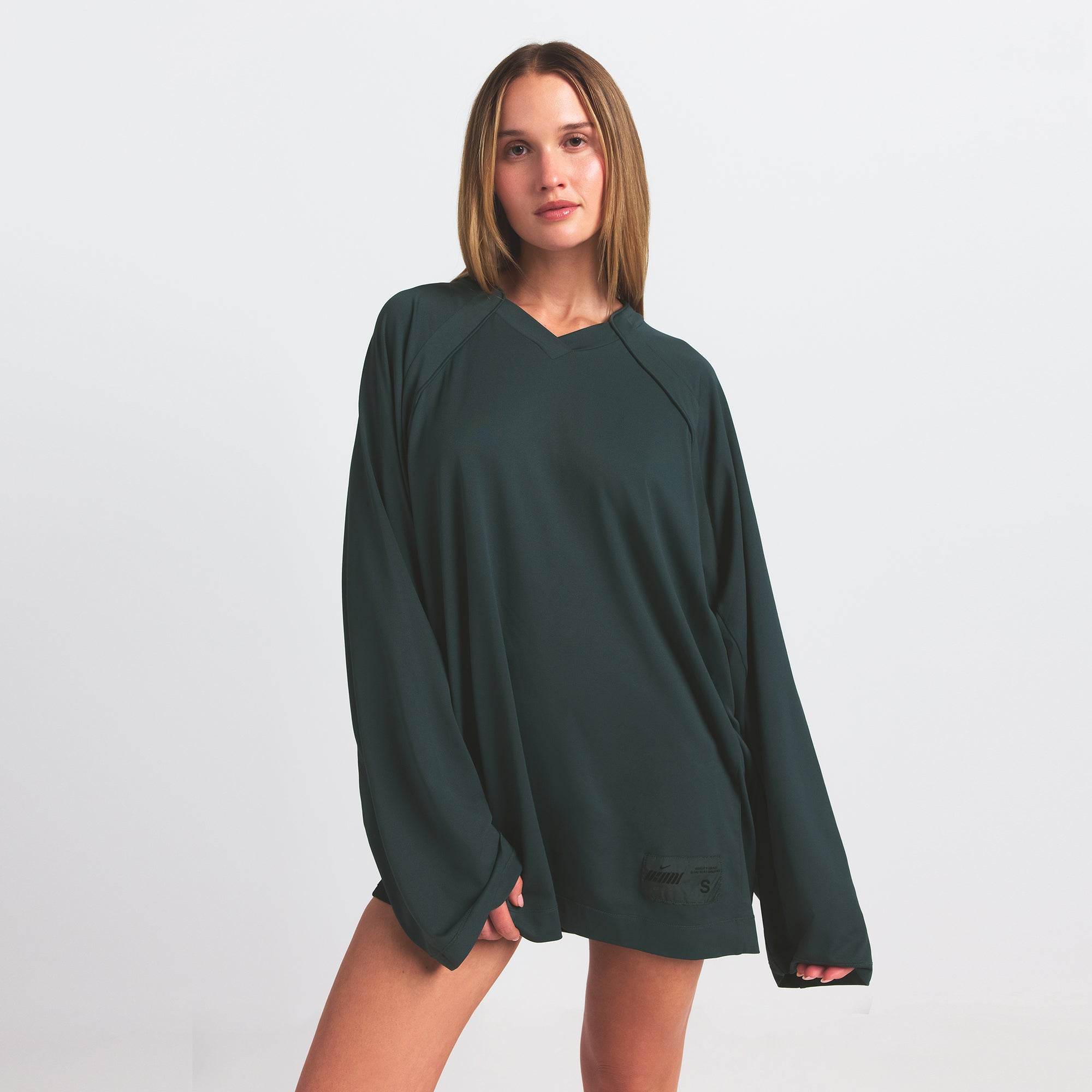 NikeSKIMS AIRY V-NECK OVERSIZED LONG SLEEVE TOP | DARK TEAL - Image 3