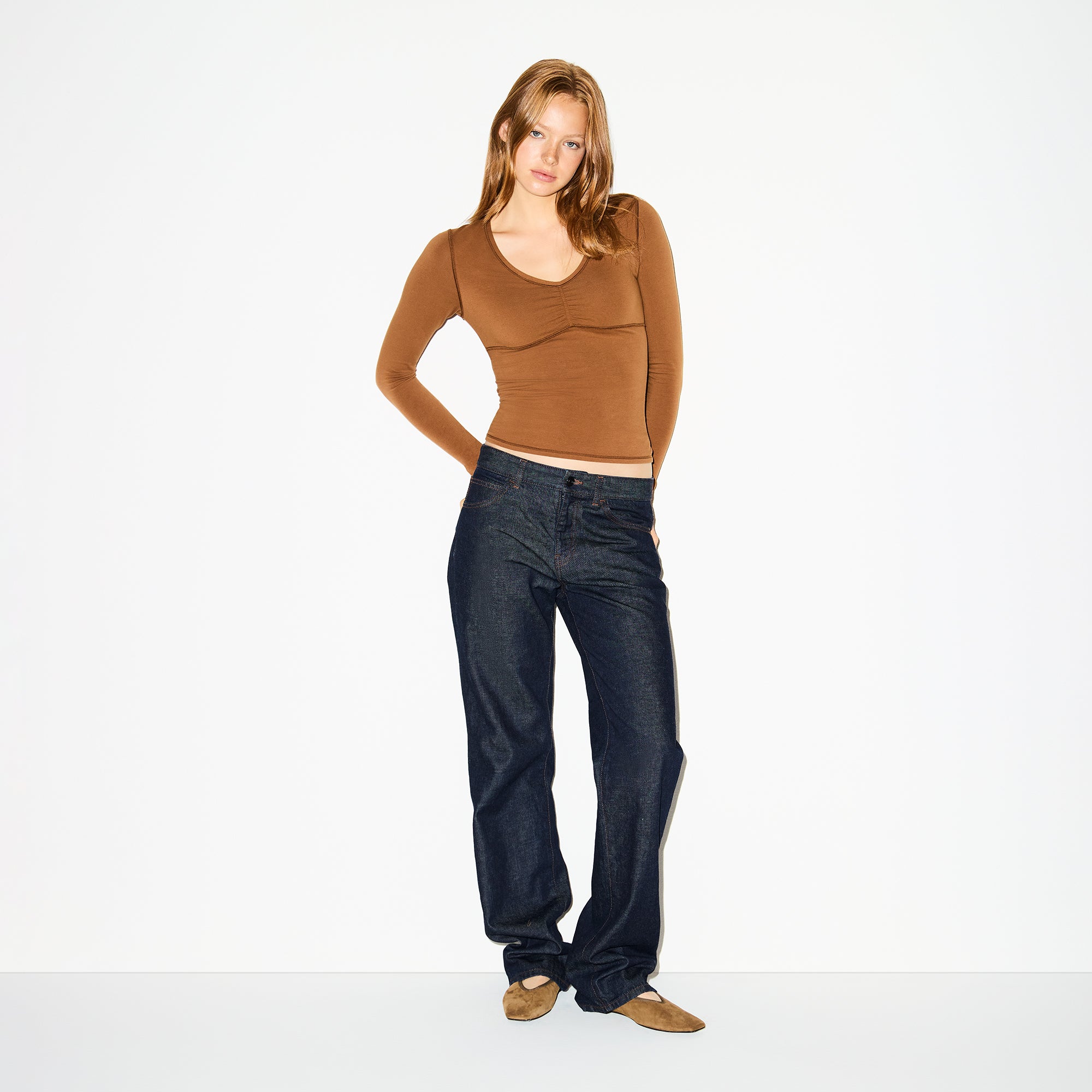 COTTON JERSEY SHIRRED BUST LONG SLEEVE | CHAI - Image 5