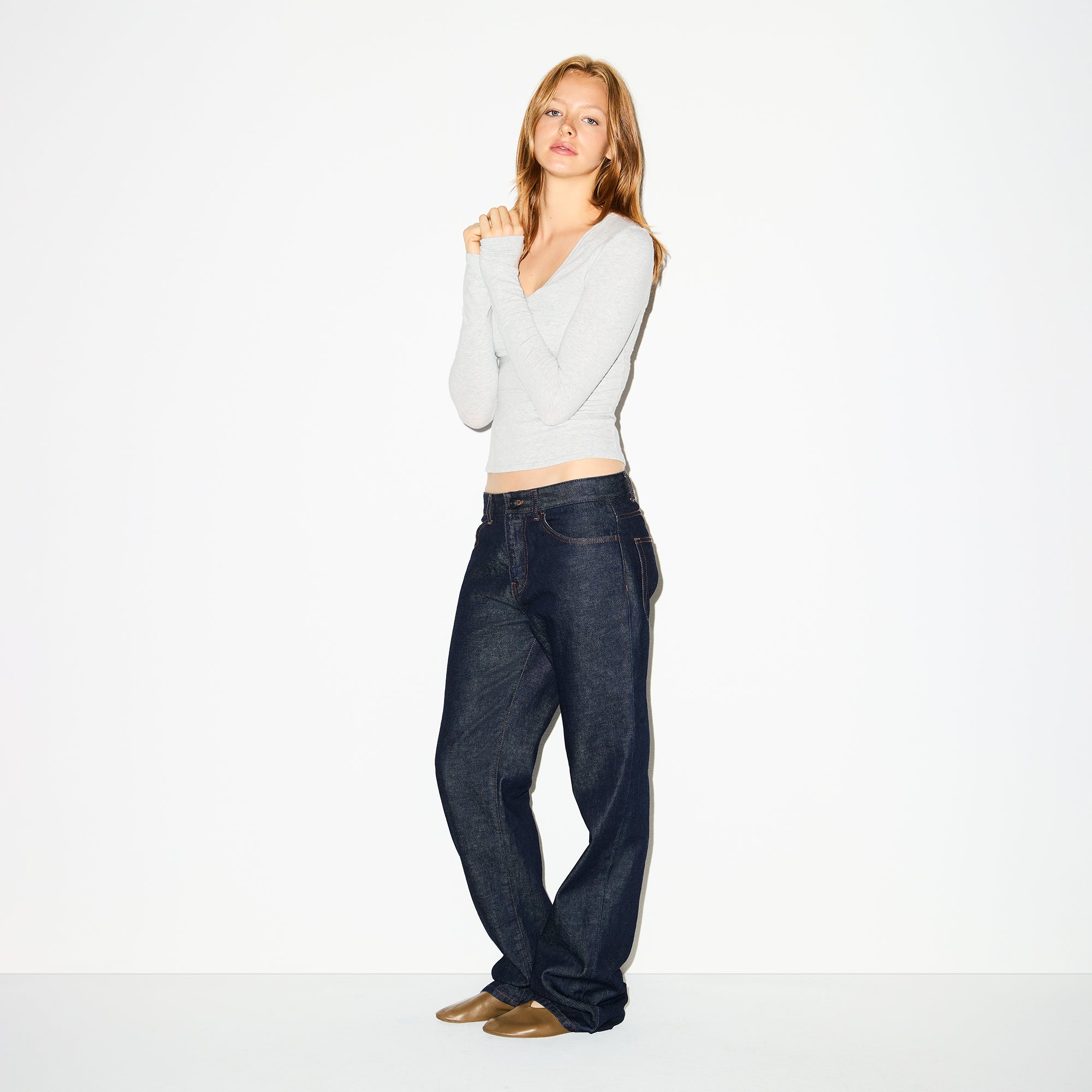 COTTON JERSEY SHIRRED BUST LONG SLEEVE | LIGHT HEATHER GREY - Image 4