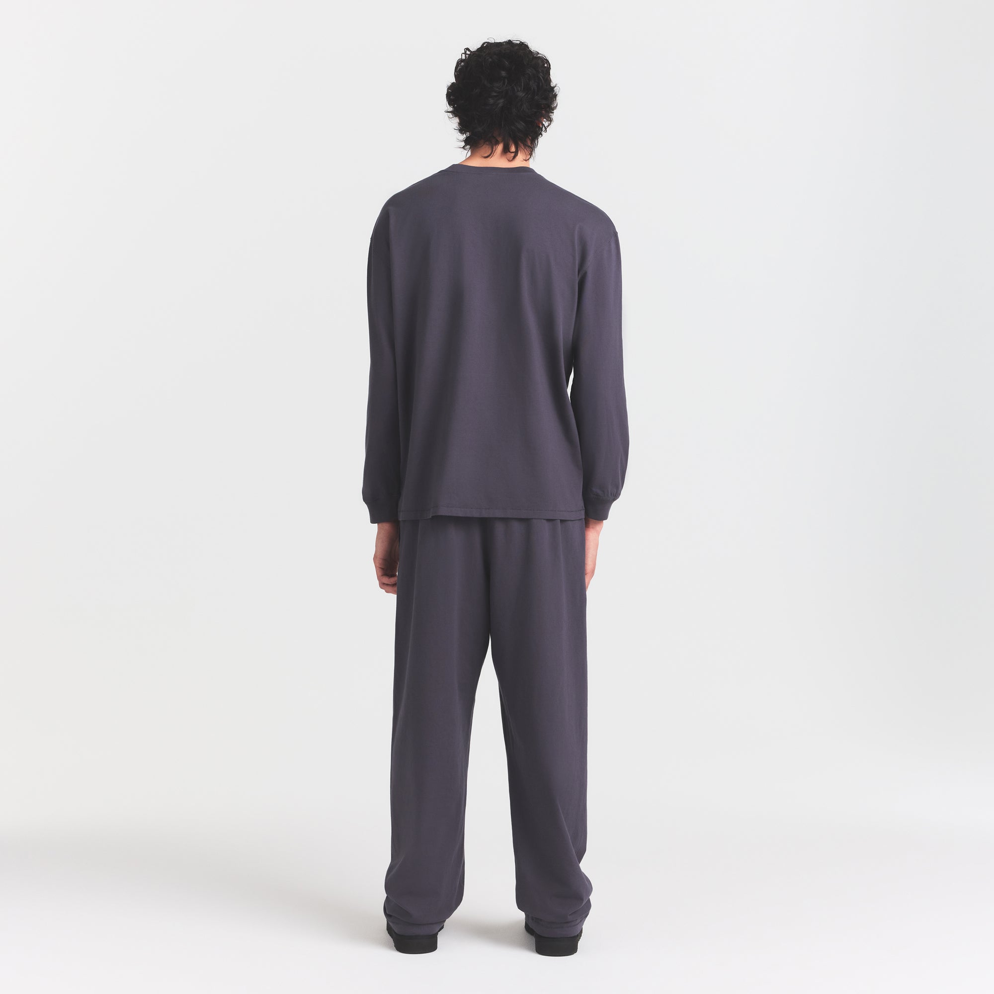 HEAVYWEIGHT COTTON MENS RELAXED LONG SLEEVE T-SHIRT | RAVEN - Image 4