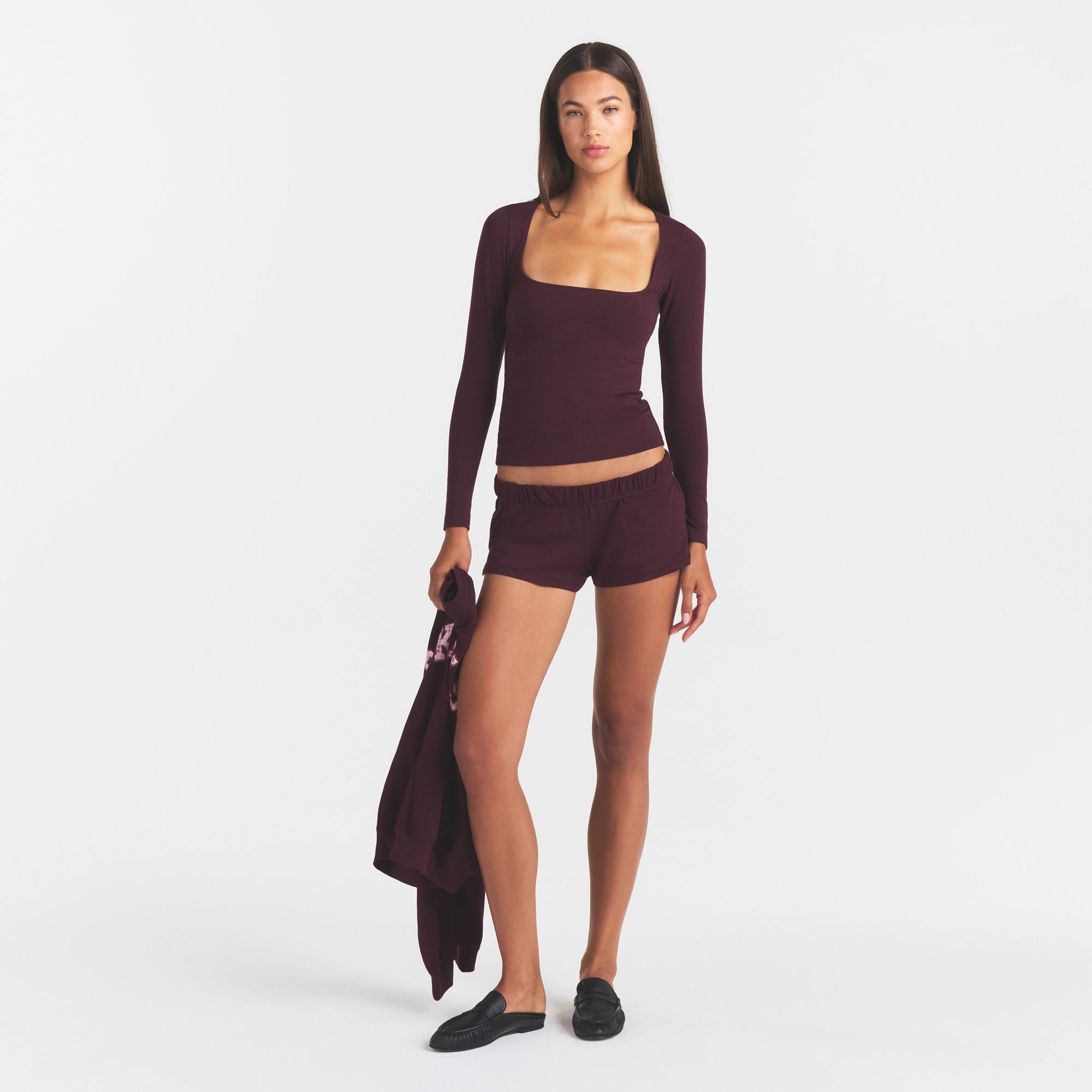 COTTON JERSEY SCOOP NECK LONG SLEEVE TOP | CURRANT - Image 3