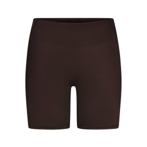 NikeSKIMS SATIN SHINE BONDED WAIST 5 BIKER SHORT | PHOENIX