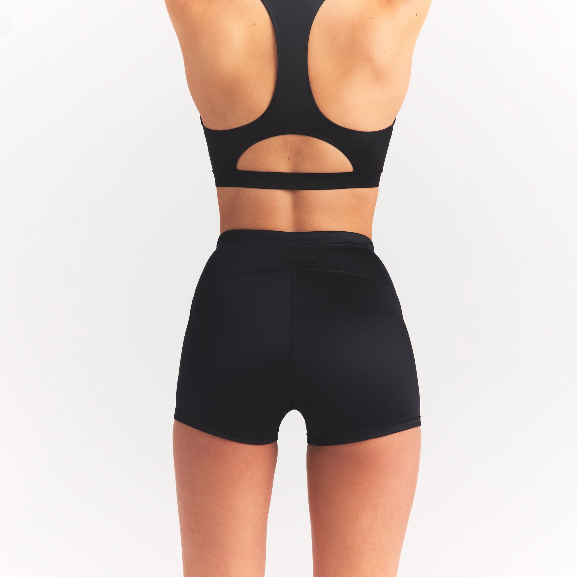 NikeSKIMS SATIN SHINE DRAWCORD 2 SHORT | OBSIDIAN - Image 5