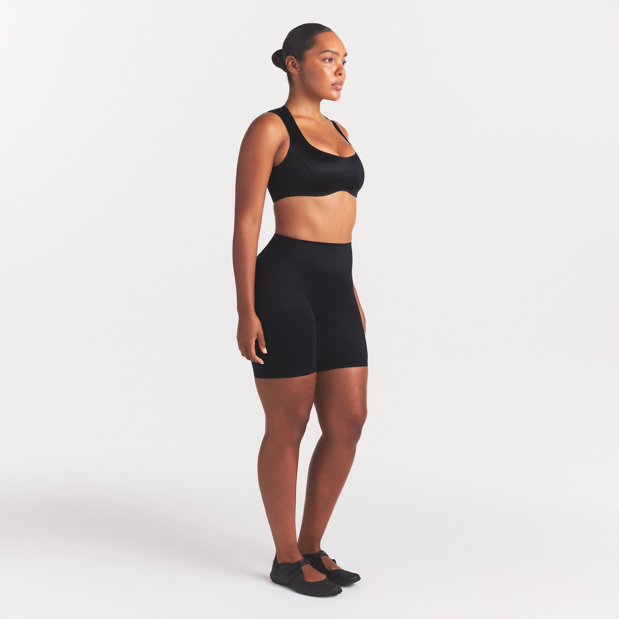 NikeSKIMS SATIN SHINE BONDED WAIST 7 BIKER SHORT | OBSIDIAN - Image 3