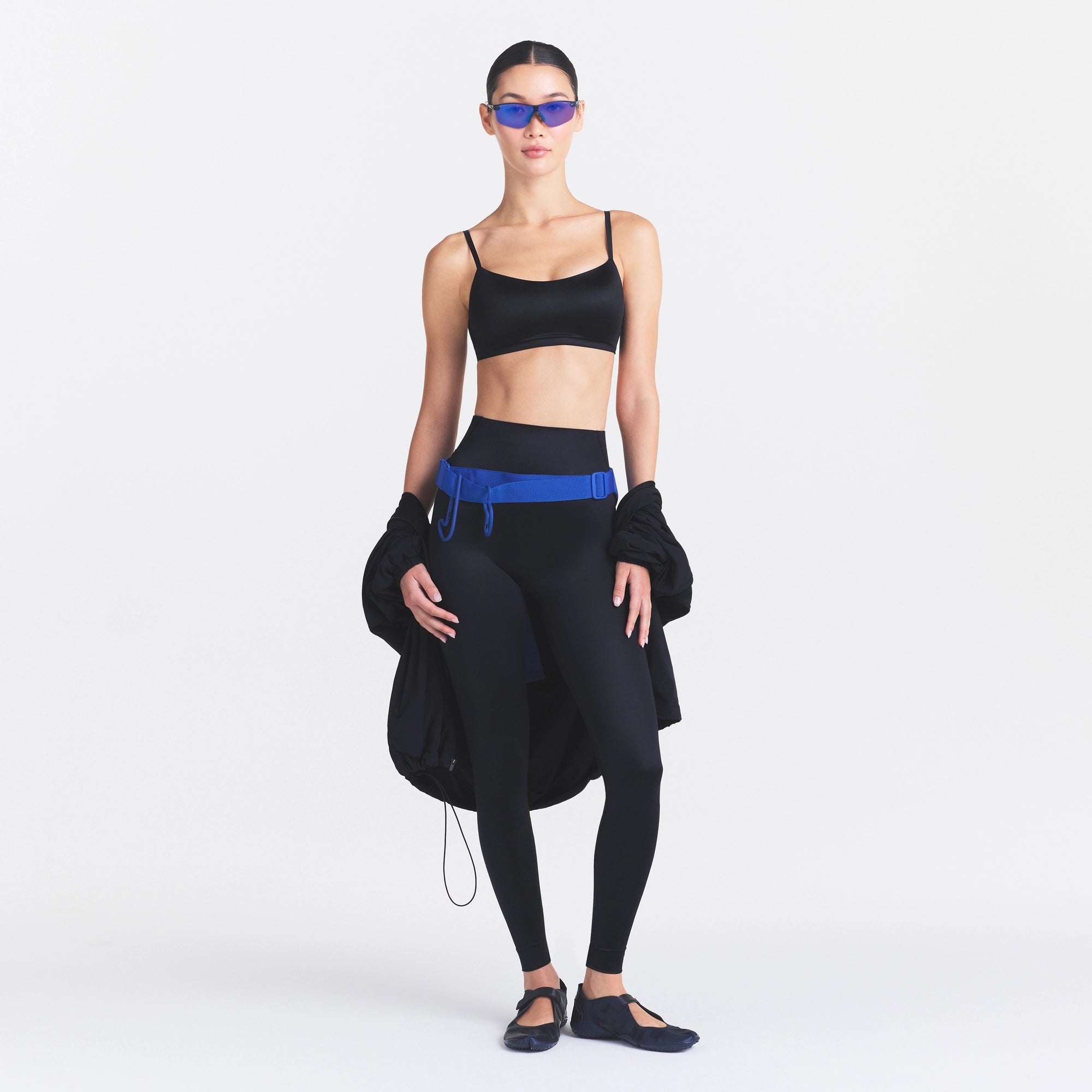 NikeSKIMS SATIN SHINE BONDED WAIST 29 LEGGING | OBSIDIAN - Image 2