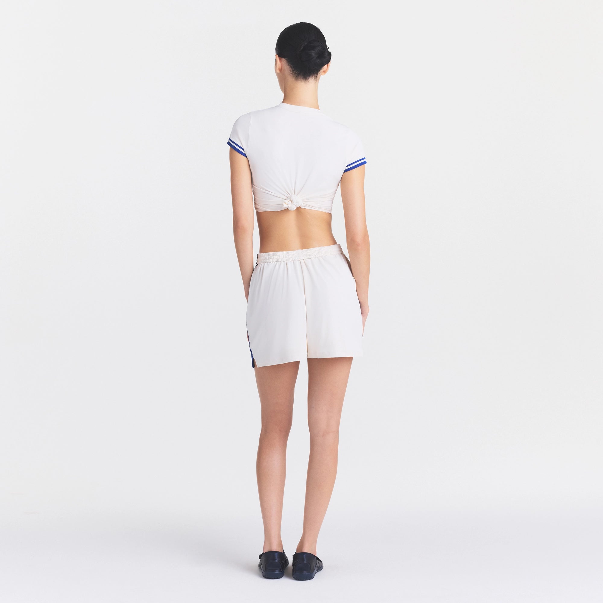 NikeSKIMS STRETCH KNIT SHORT | IVORY - Image 4