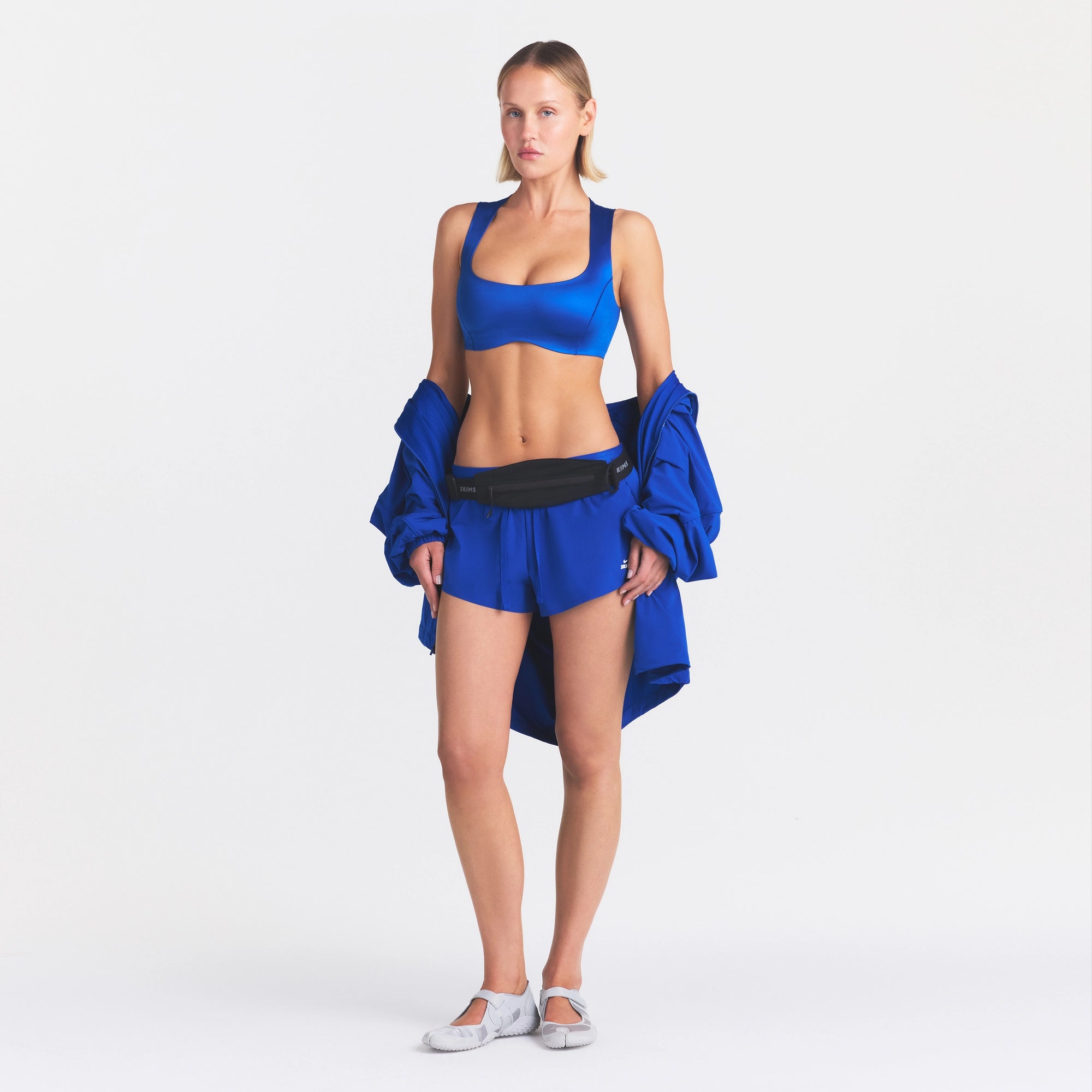 NikeSKIMS STRETCH NYLON RUNNER SHORT | COBALT - Image 4